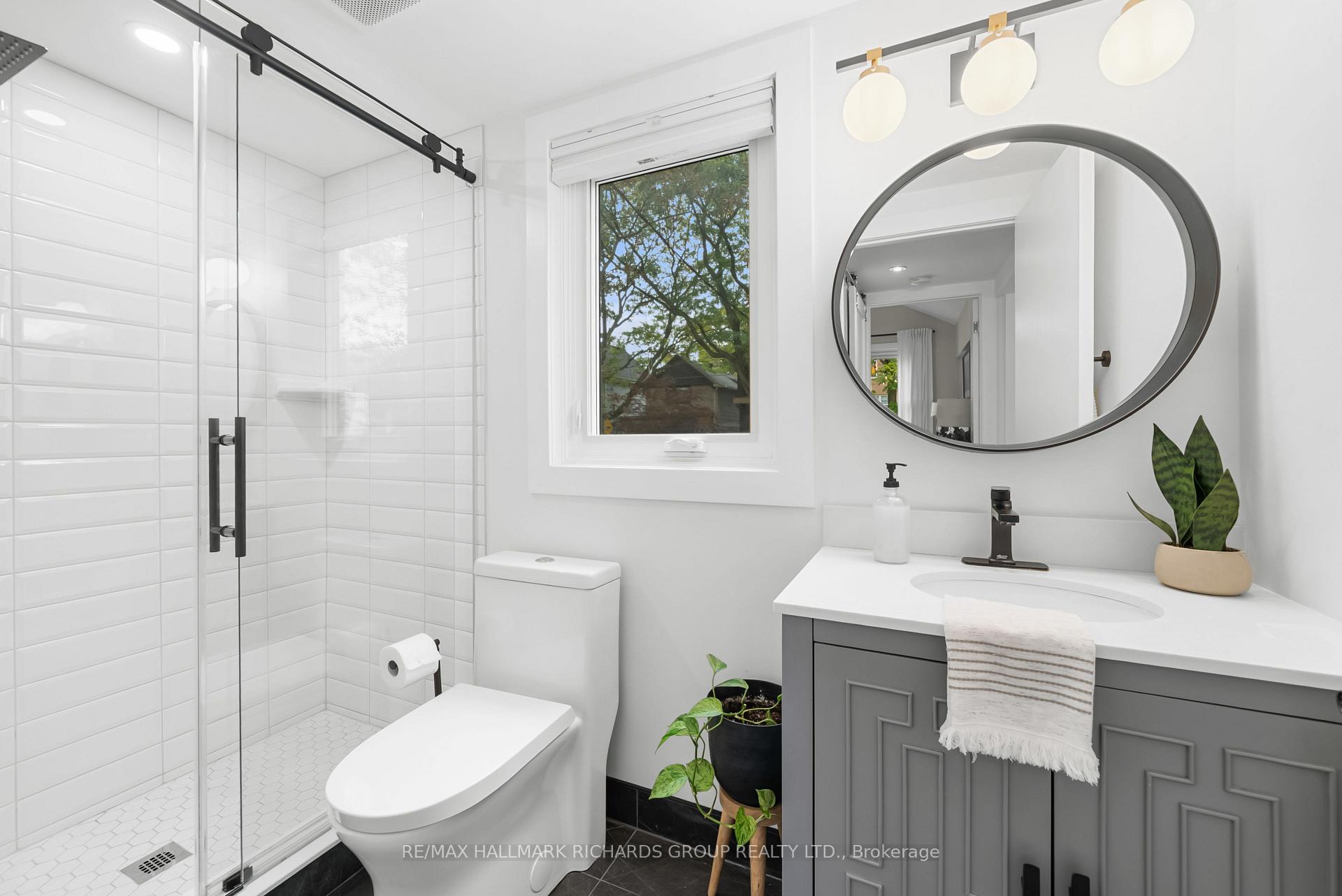 Photo 23 of 87 Rhodes Avenue, Toronto, Greenwood-Coxwell — HOMEH