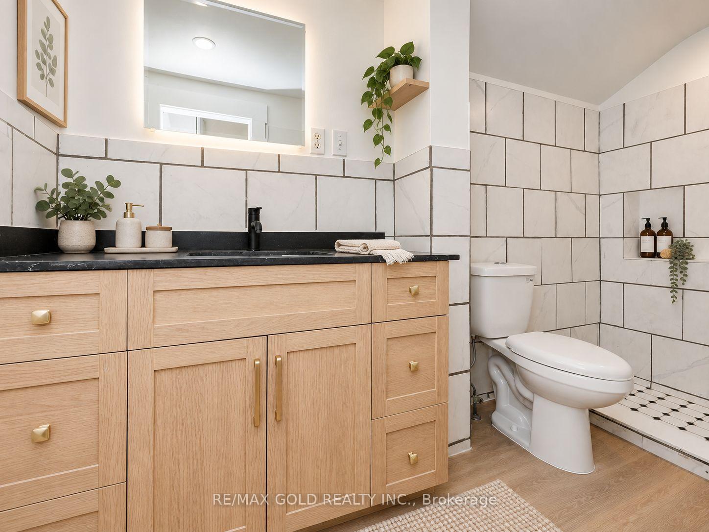 Photo 29 of 108 Norfolk Avenue, Cambridge, Elgin Park/Coronation — HOMEH