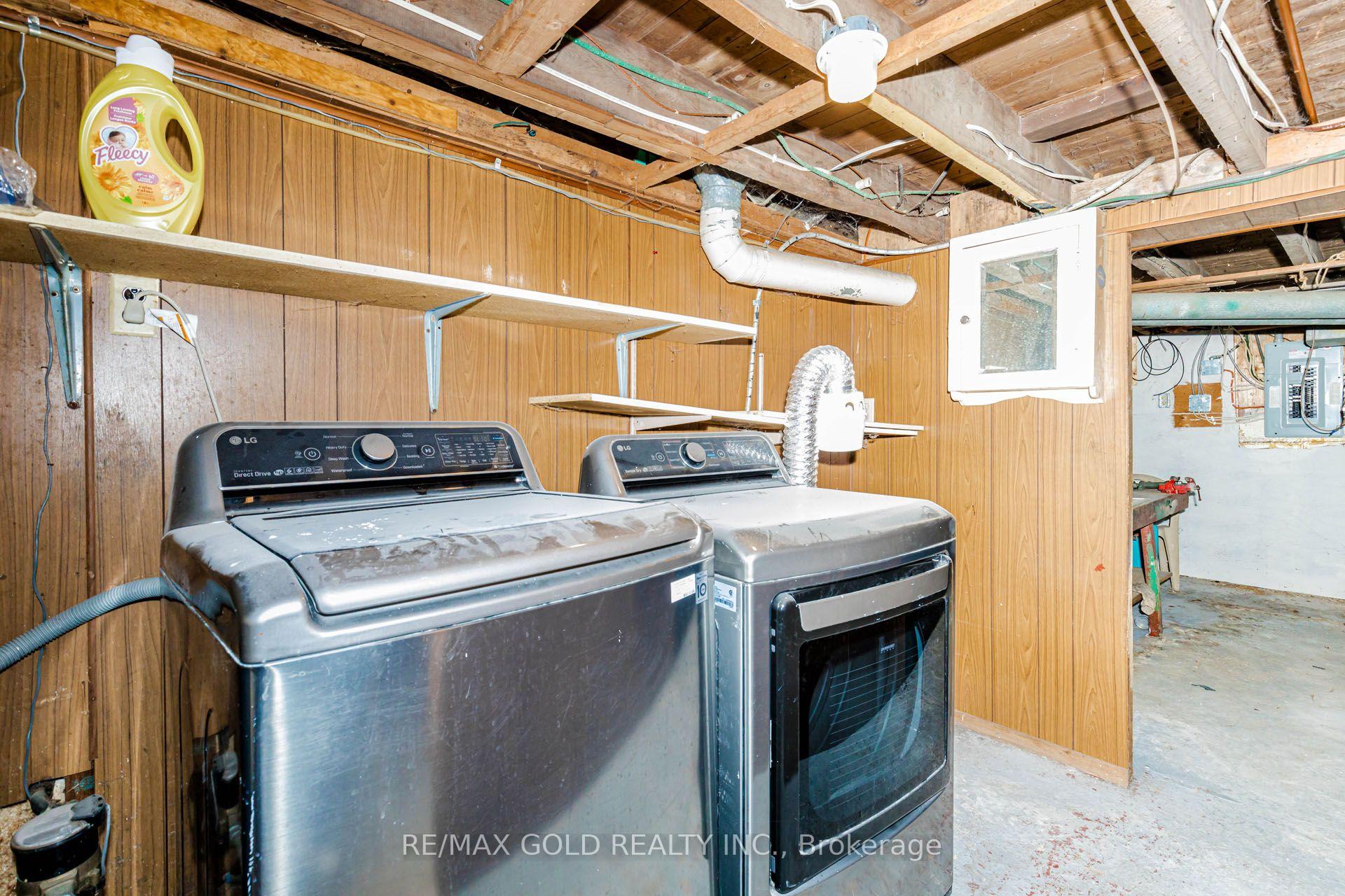 Photo 40 of 108 Norfolk Avenue, Cambridge, Elgin Park/Coronation — HOMEH
