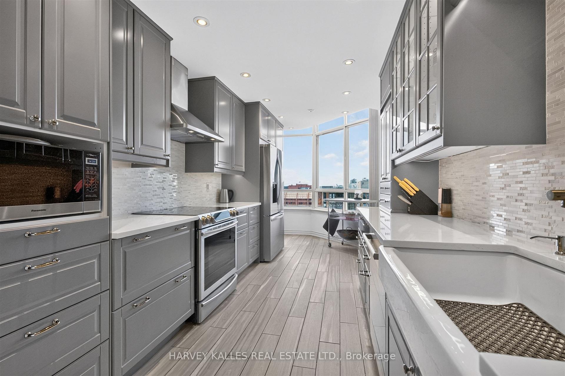 Photo 14 of Unit PH4, 3605 Kariya Drive, Mississauga, City Centre — HOMEH