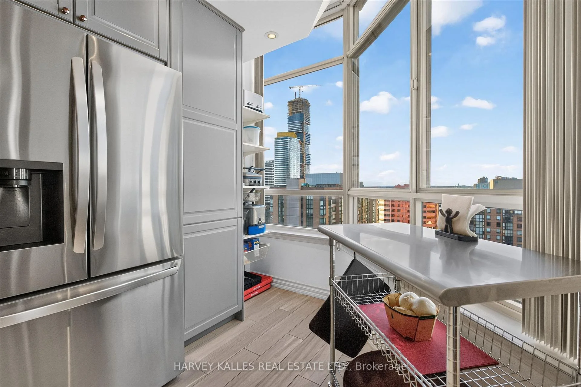 Photo 25 of Unit PH4, 3605 Kariya Drive, Mississauga, City Centre — HOMEH