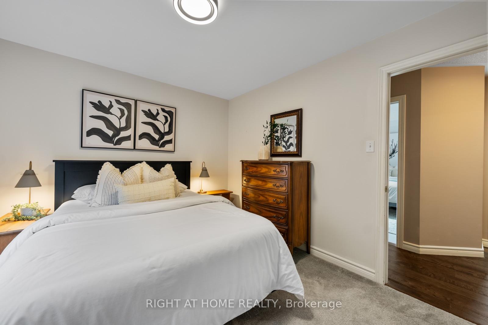 Photo 24 of 5954 Hemingway Road, Mississauga, Central Erin Mills — HOMEH