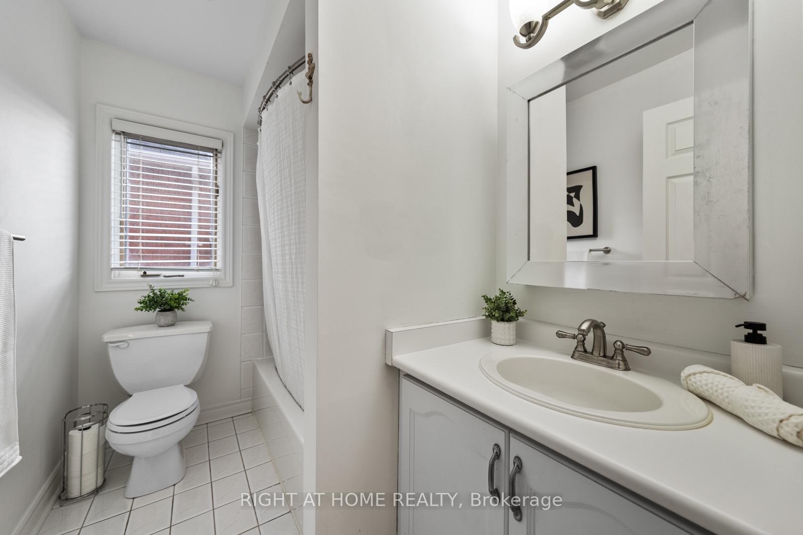 Photo 25 of 5954 Hemingway Road, Mississauga, Central Erin Mills — HOMEH