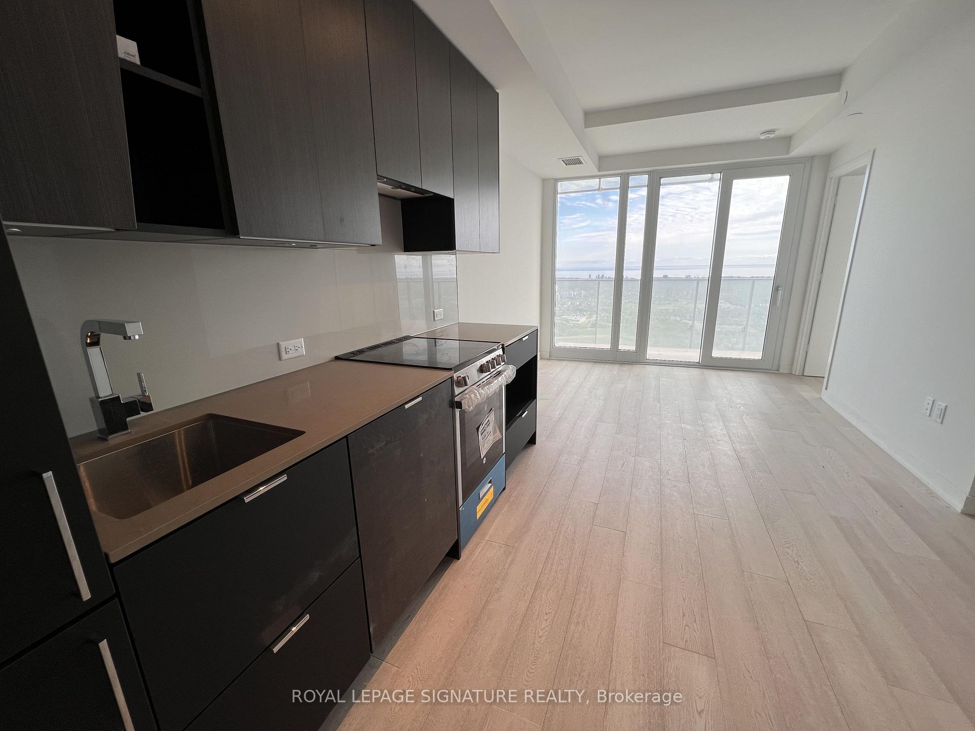 Photo 9 of Unit 4208, 3883 Quartz Road, Mississauga, City Centre — HOMEH