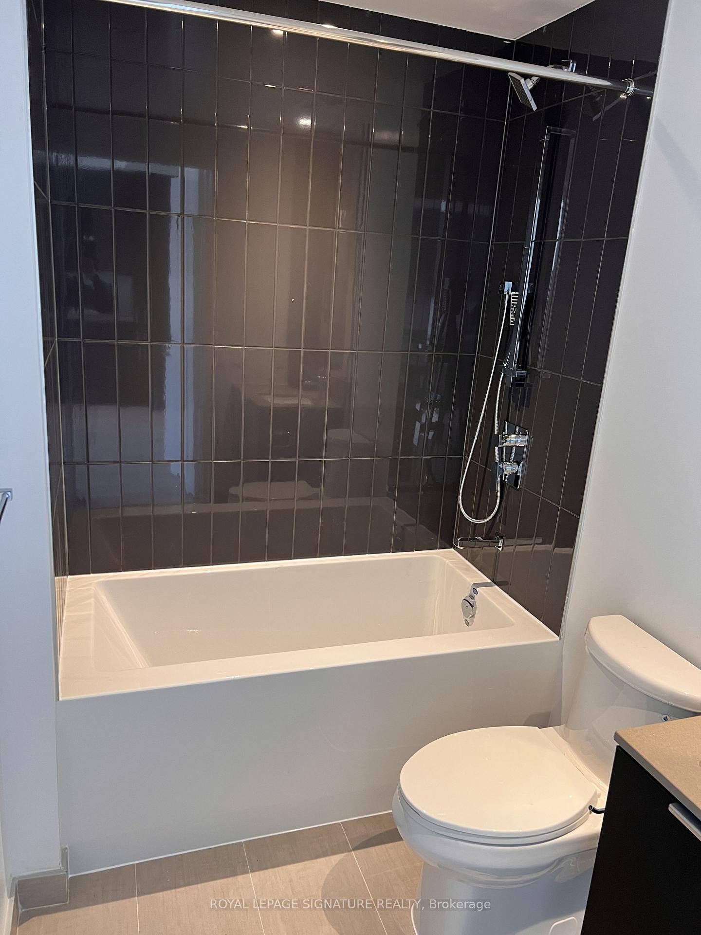 Photo 17 of Unit 4208, 3883 Quartz Road, Mississauga, City Centre — HOMEH
