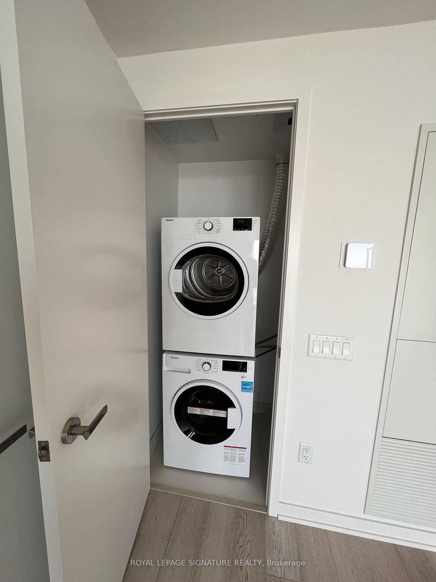 Photo 19 of Unit 4208, 3883 Quartz Road, Mississauga, City Centre — HOMEH