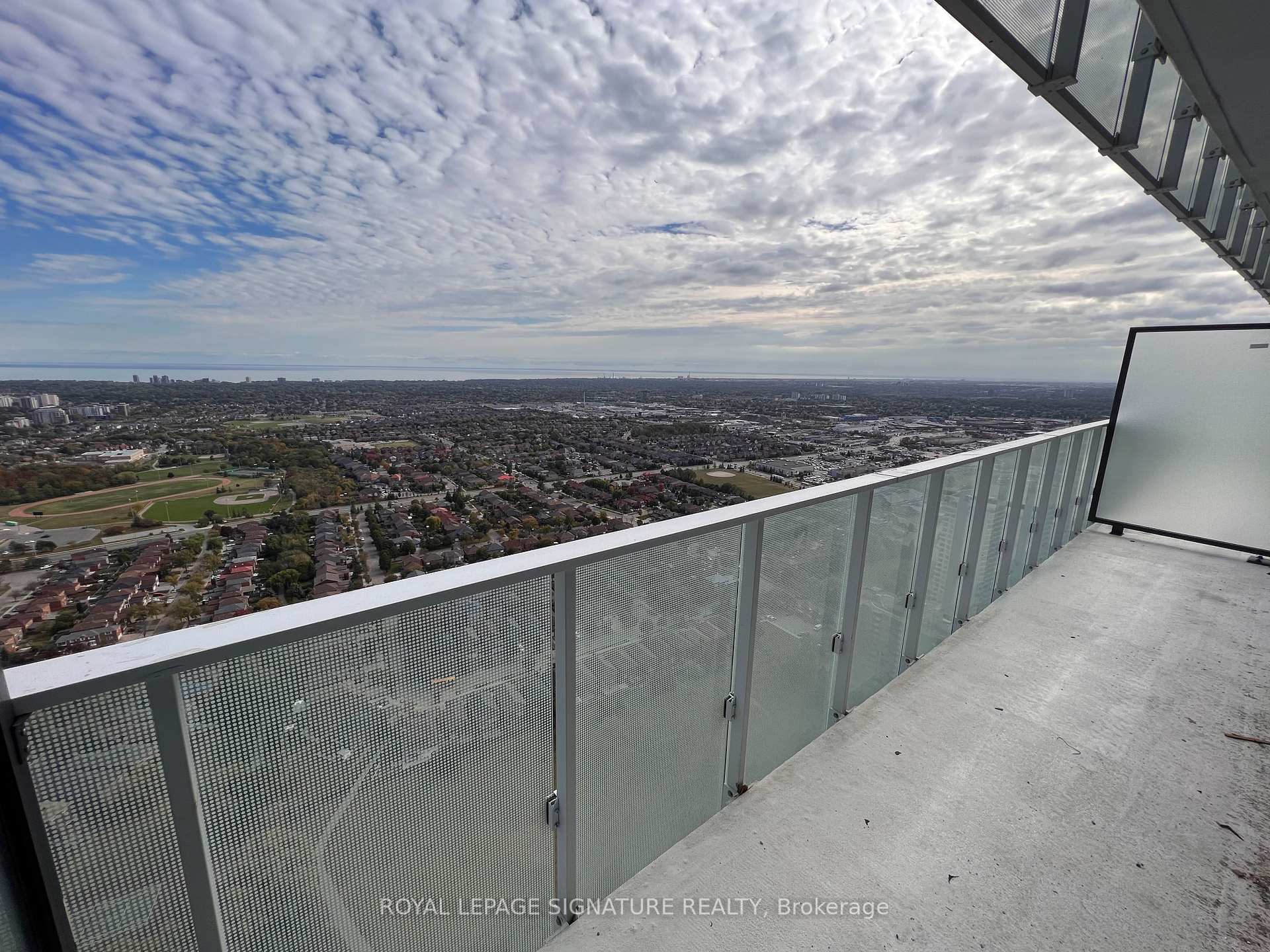 Photo 24 of Unit 4208, 3883 Quartz Road, Mississauga, City Centre — HOMEH