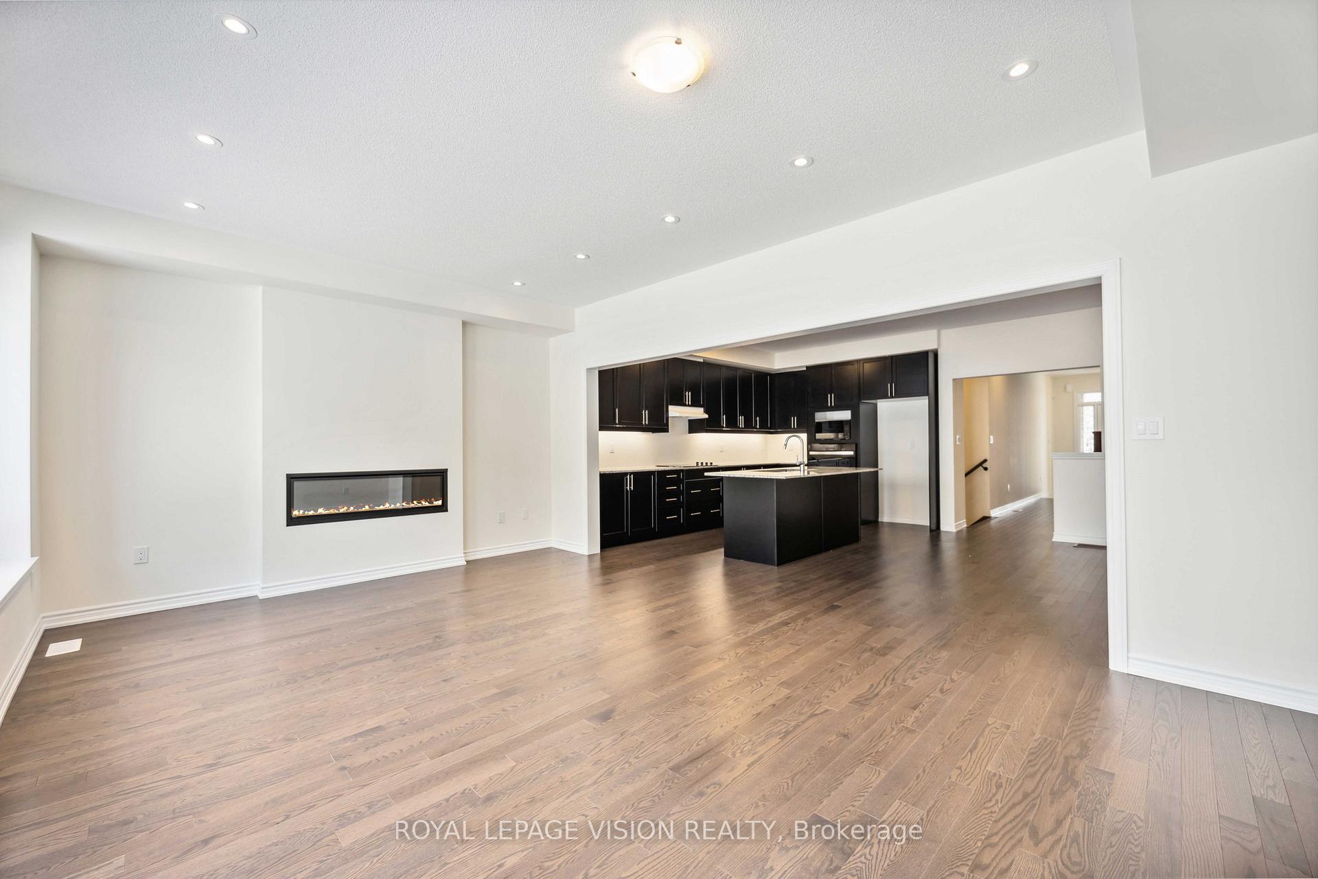 Photo 14 of 48 Mountainside Crescent, Whitby, Rolling Acres — HOMEH