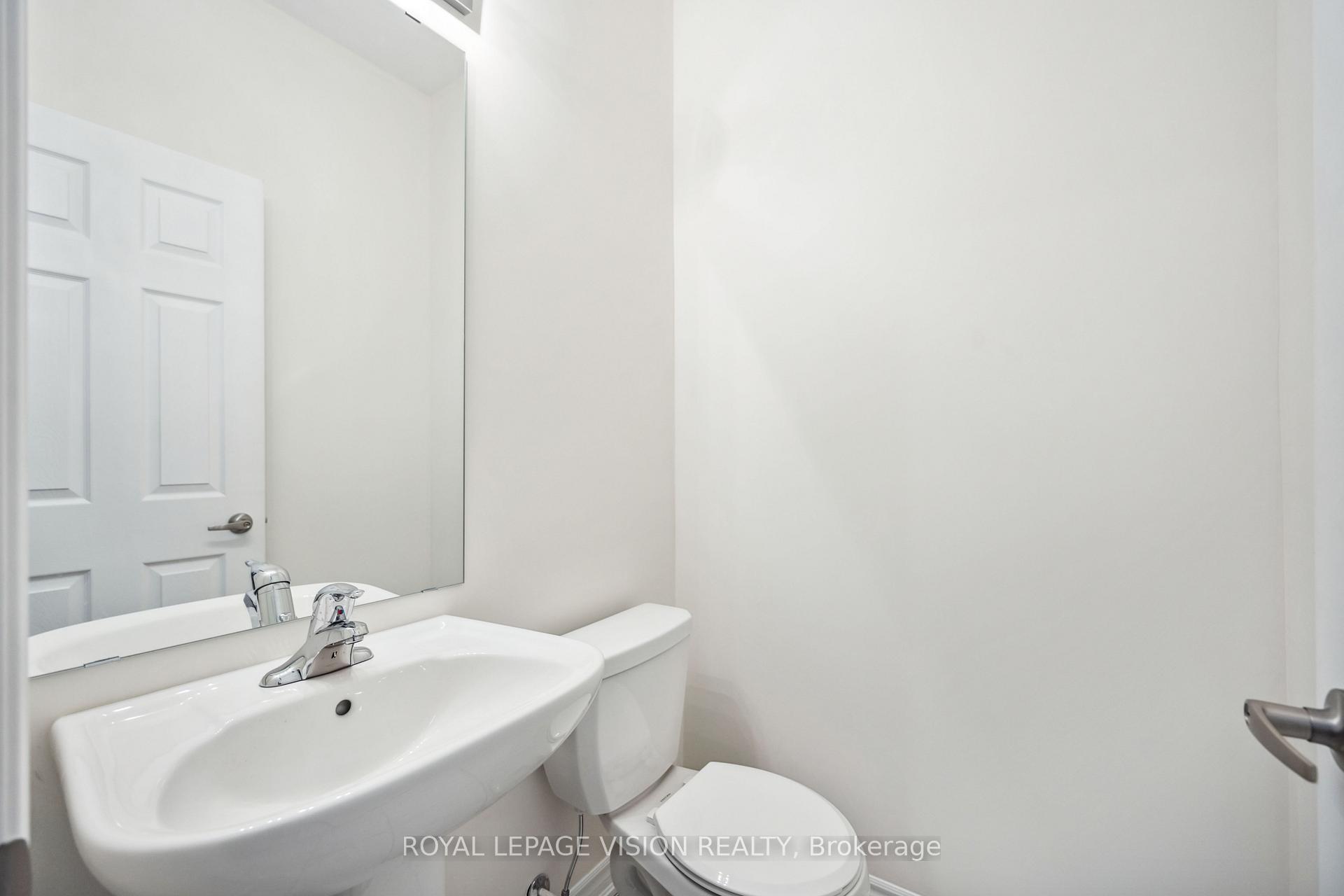 Photo 16 of 48 Mountainside Crescent, Whitby, Rolling Acres — HOMEH
