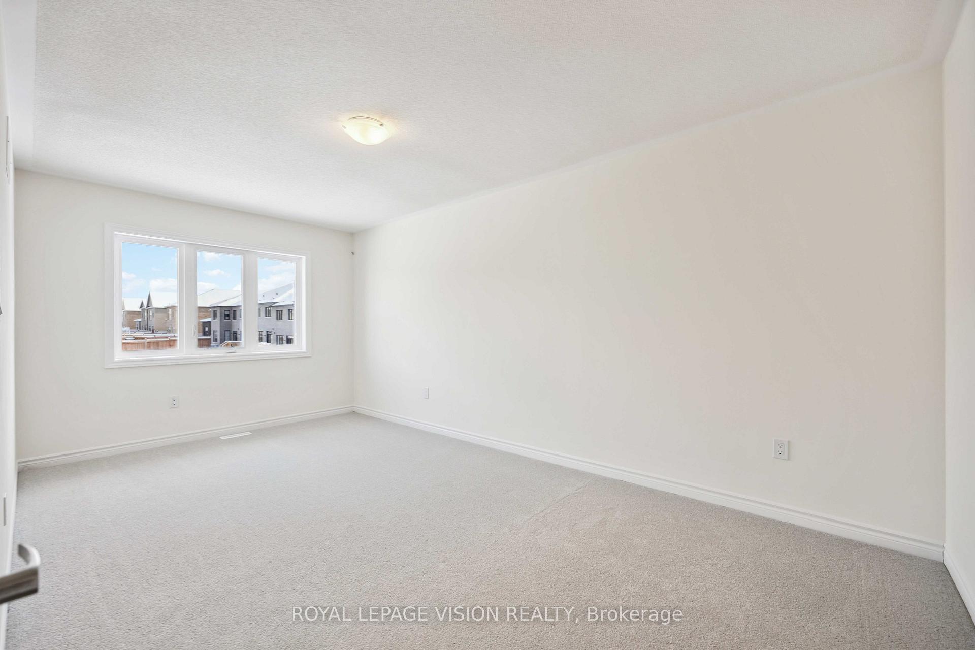 Photo 22 of 48 Mountainside Crescent, Whitby, Rolling Acres — HOMEH