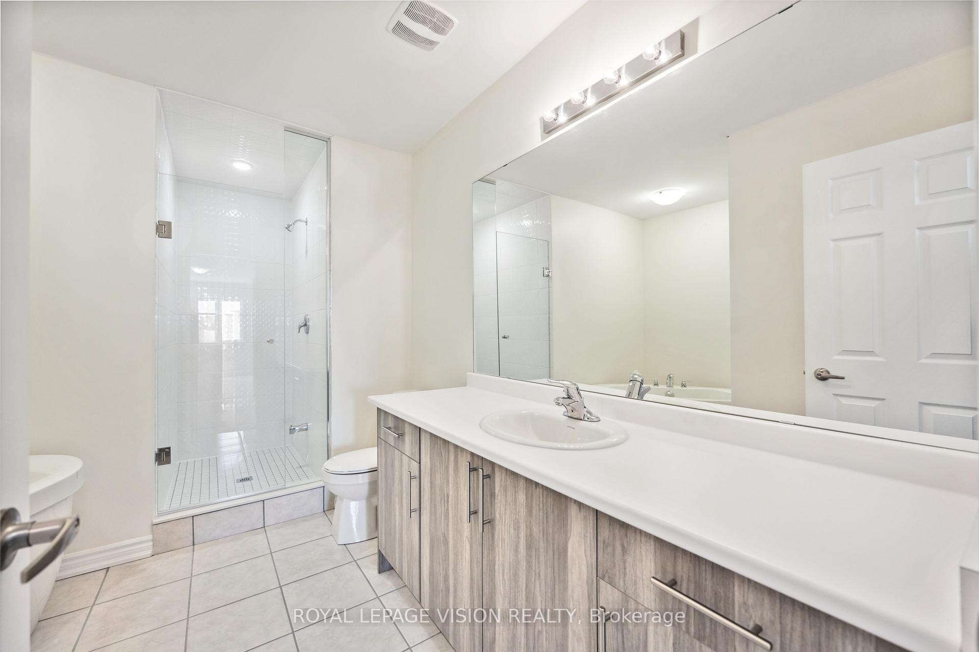 Photo 23 of 48 Mountainside Crescent, Whitby, Rolling Acres — HOMEH