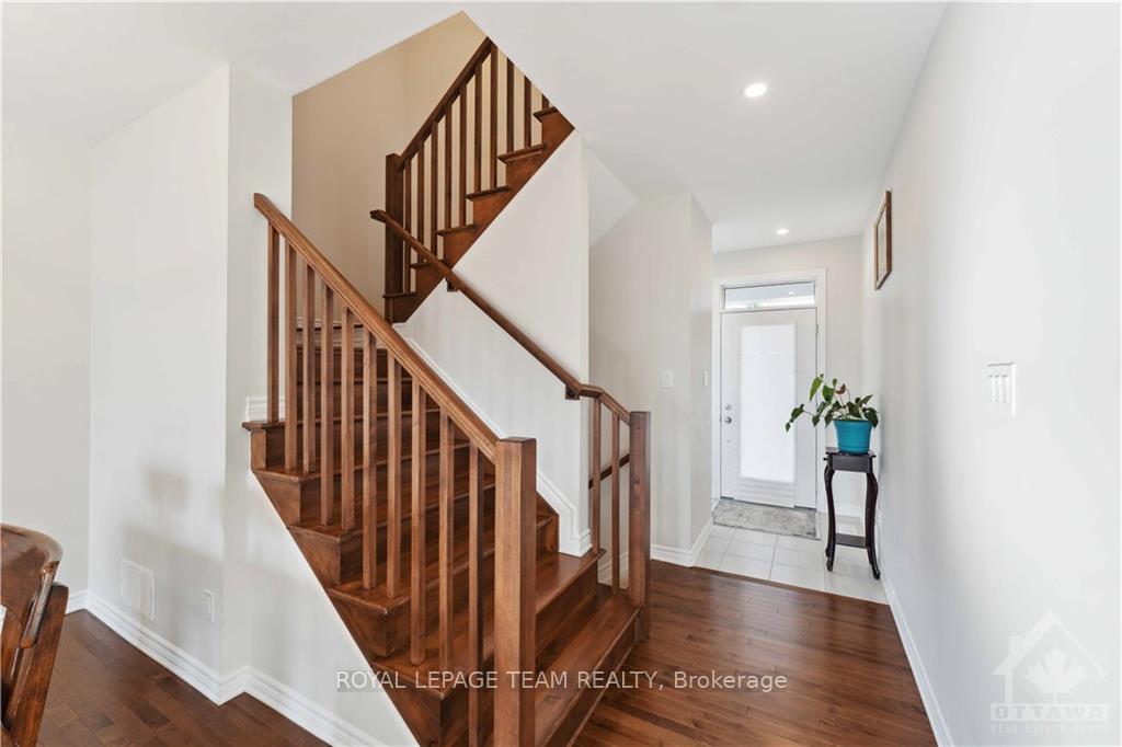 Photo 7 of 4118 Obsidian Street, Ottawa, Barrhaven - Half Moon Bay — HOMEH