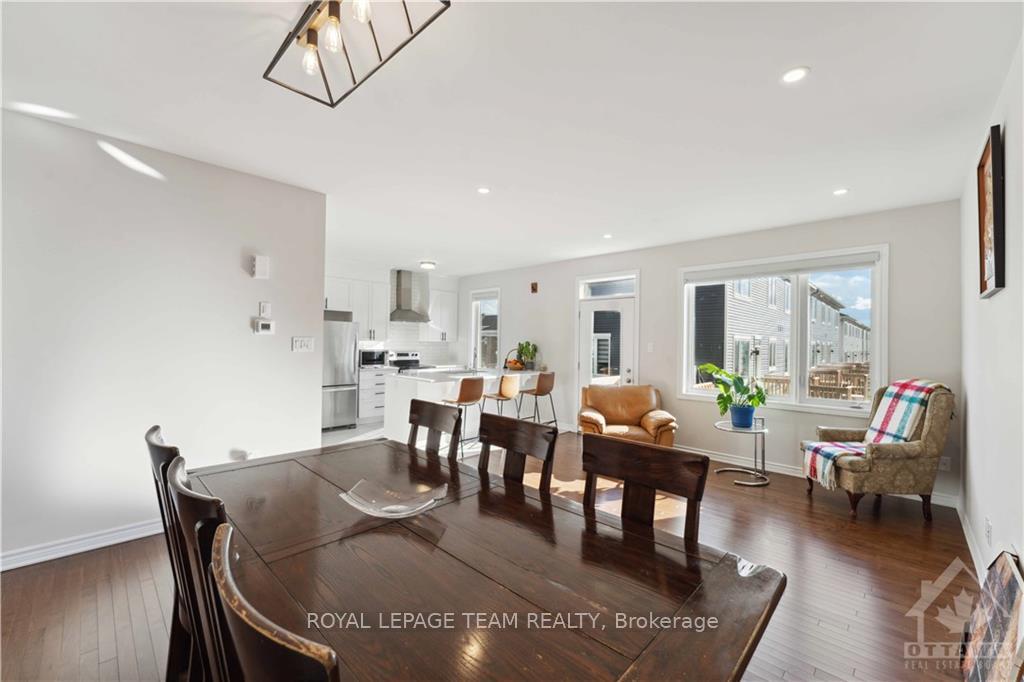 Photo 8 of 4118 Obsidian Street, Ottawa, Barrhaven - Half Moon Bay — HOMEH