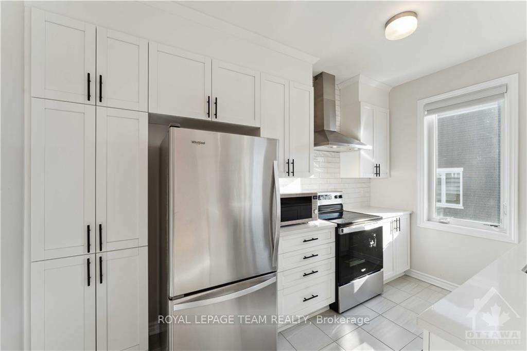 Photo 12 of 4118 Obsidian Street, Ottawa, Barrhaven - Half Moon Bay — HOMEH