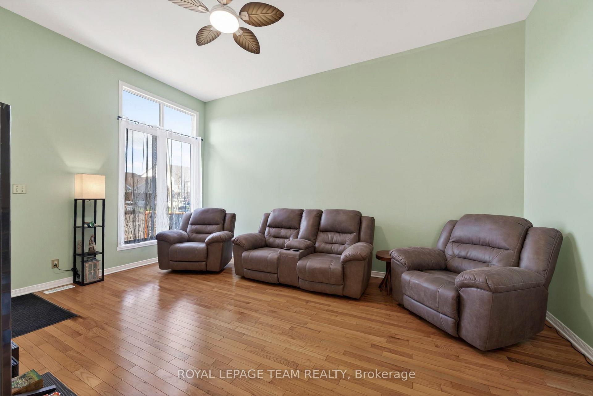 Photo 6 of 106 Hemlock Crescent, Cornwall, Cornwall — HOMEH