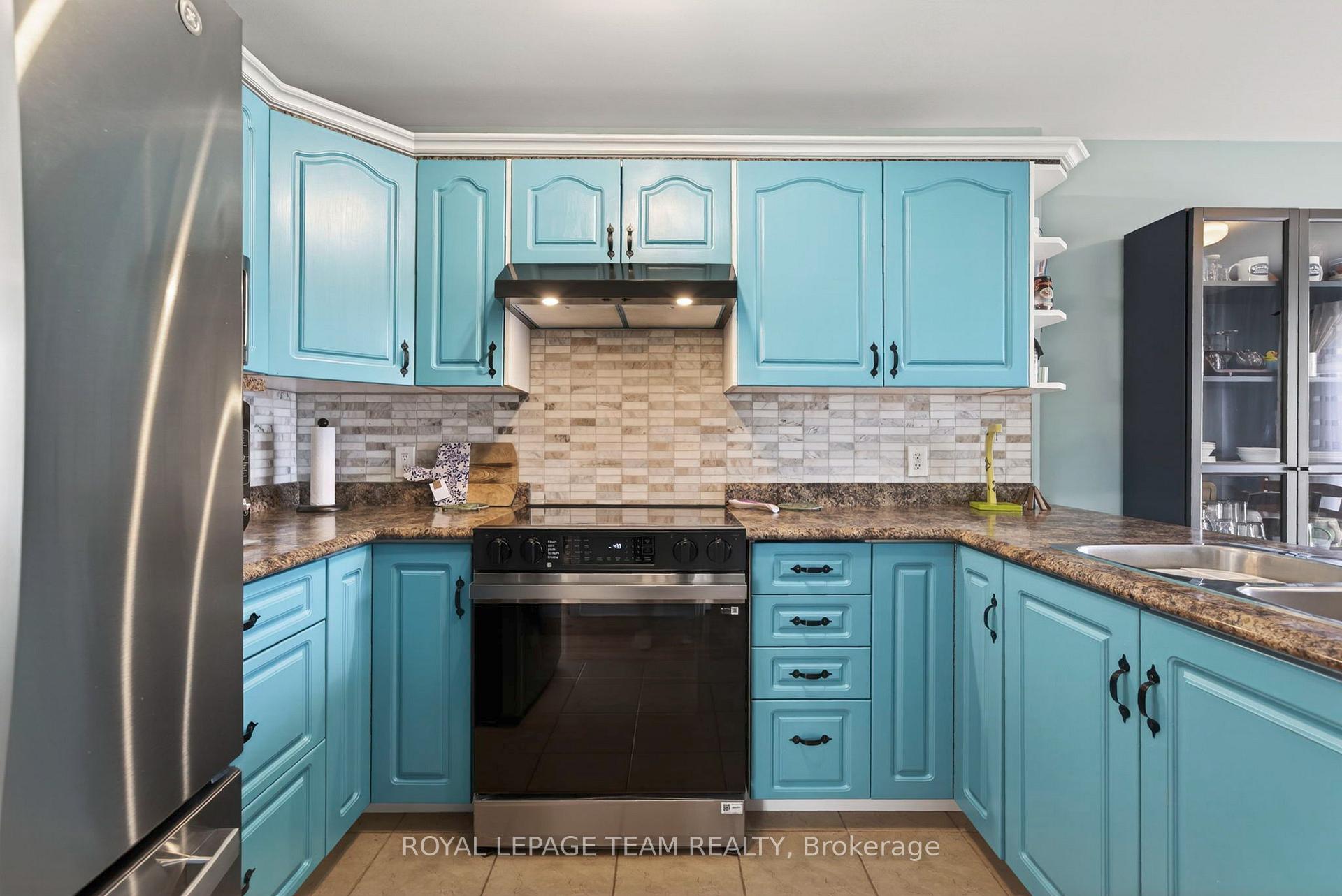 Photo 10 of 106 Hemlock Crescent, Cornwall, Cornwall — HOMEH