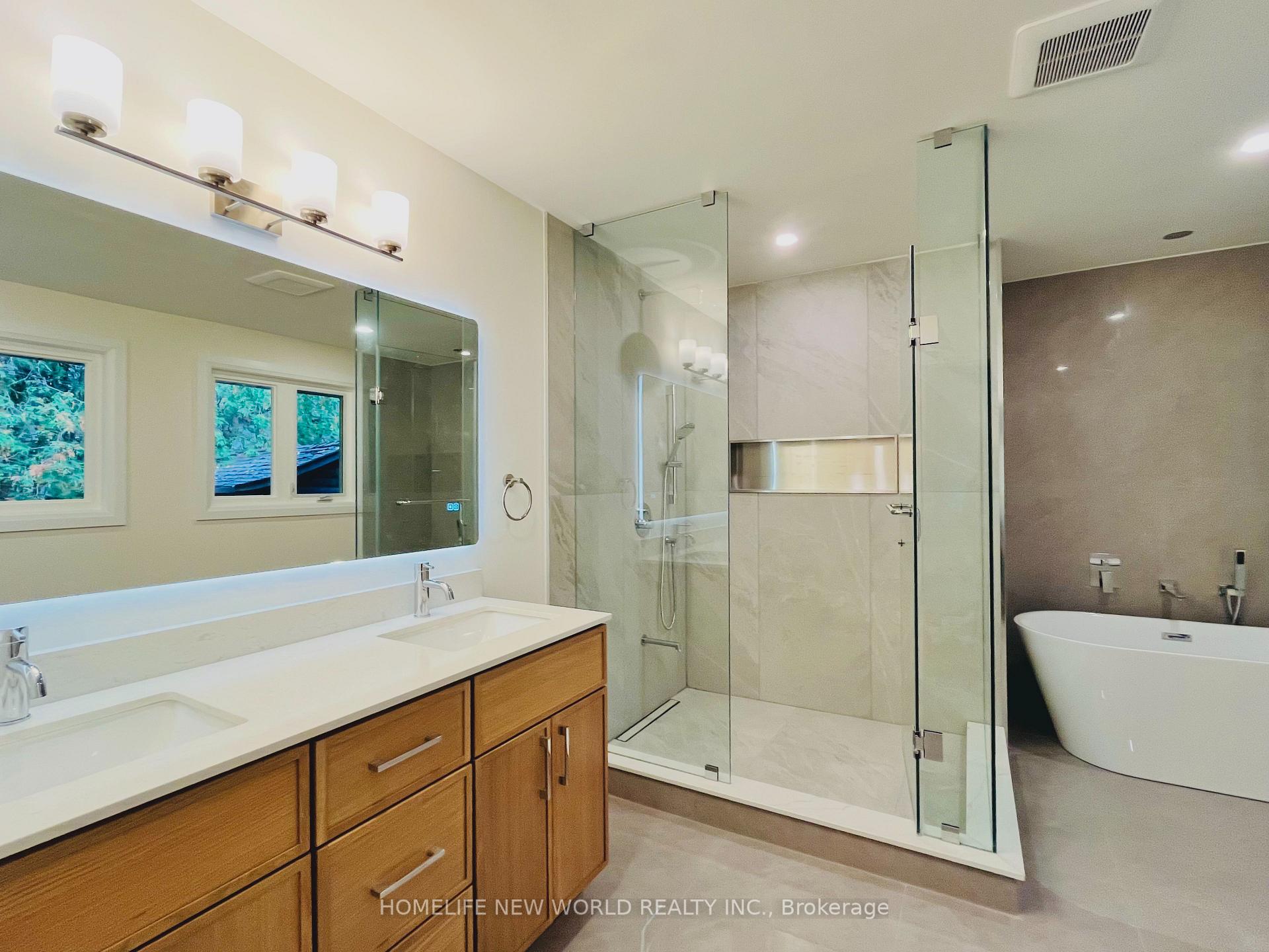 Photo 27 of 14 Rollscourt Drive, North York, St. Andrew-Windfields — HOMEH