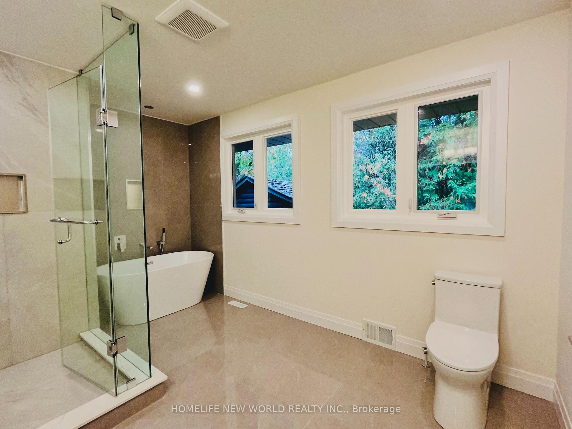 Photo 28 of 14 Rollscourt Drive, North York, St. Andrew-Windfields — HOMEH