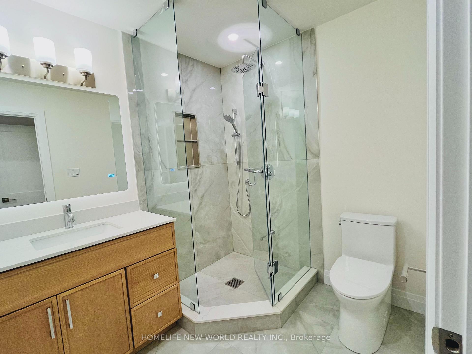 Photo 31 of 14 Rollscourt Drive, North York, St. Andrew-Windfields — HOMEH