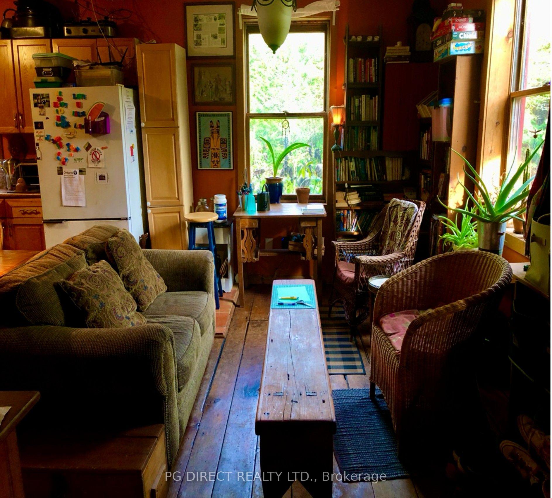Photo 5 of 106 York Street, Guelph/Eramosa, Eden Mills — HOMEH