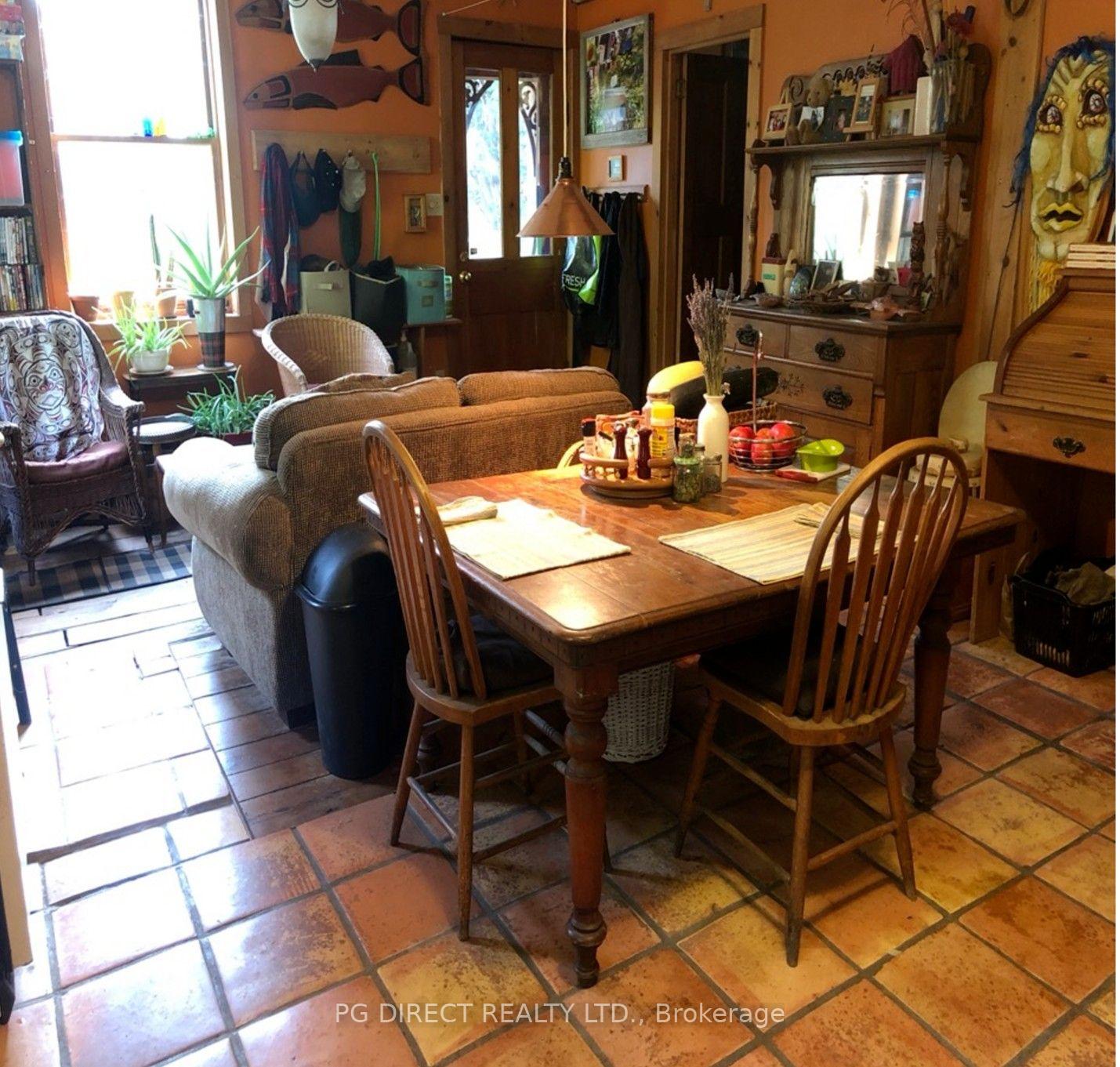 Photo 6 of 106 York Street, Guelph/Eramosa, Eden Mills — HOMEH