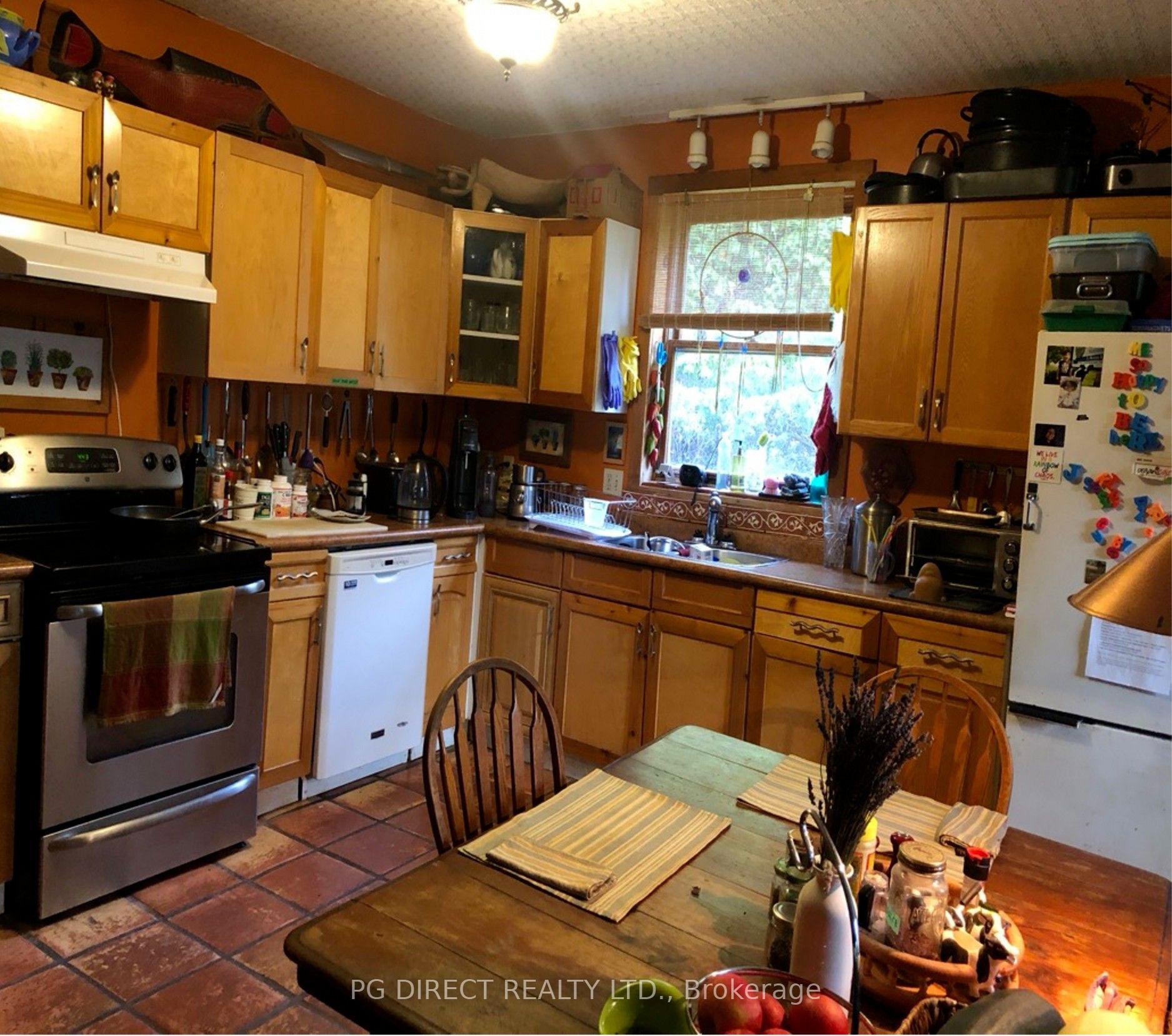 Photo 7 of 106 York Street, Guelph/Eramosa, Eden Mills — HOMEH