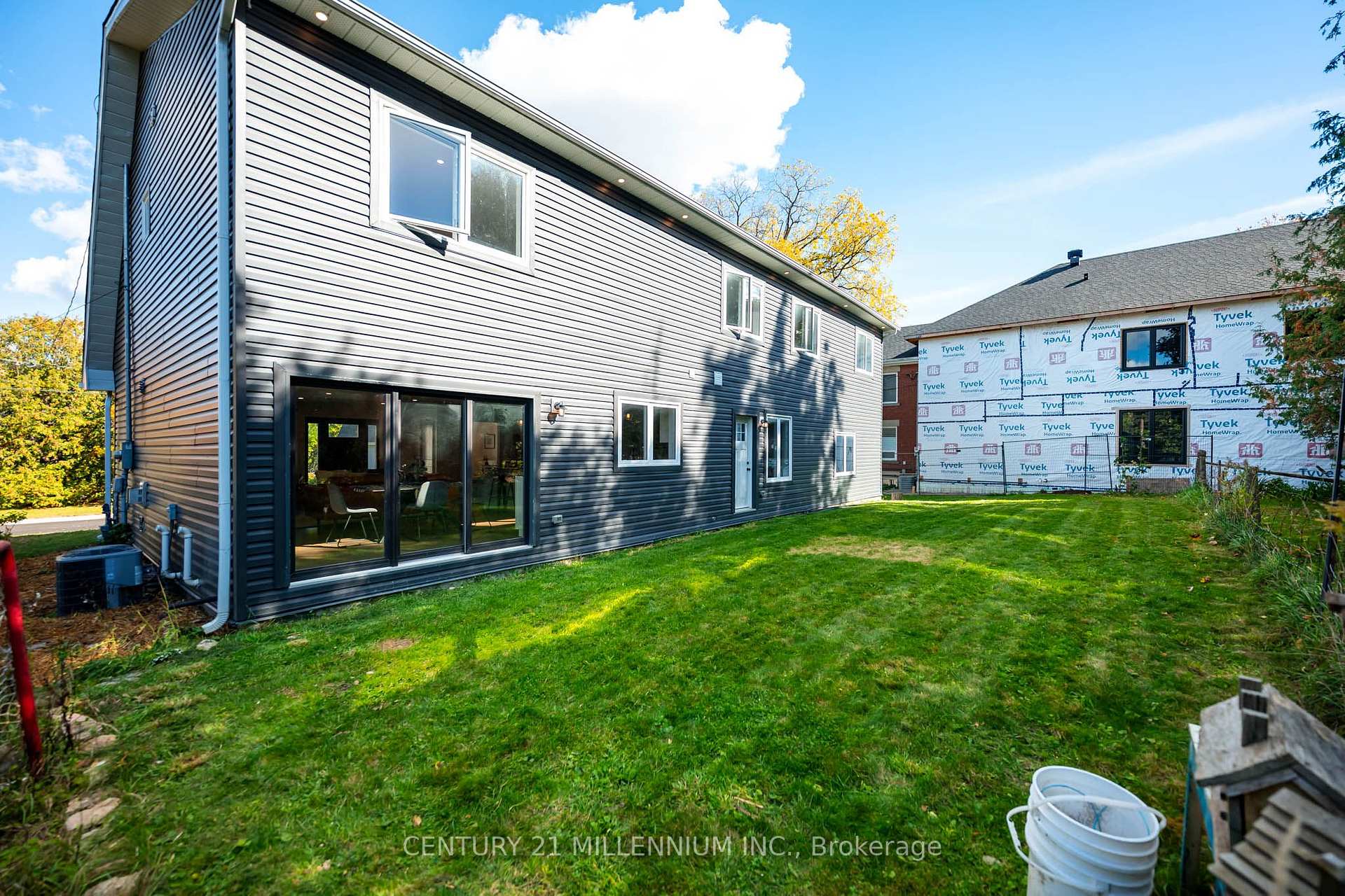 Photo 38 of 2 Amanda Street, Orangeville — HOMEH
