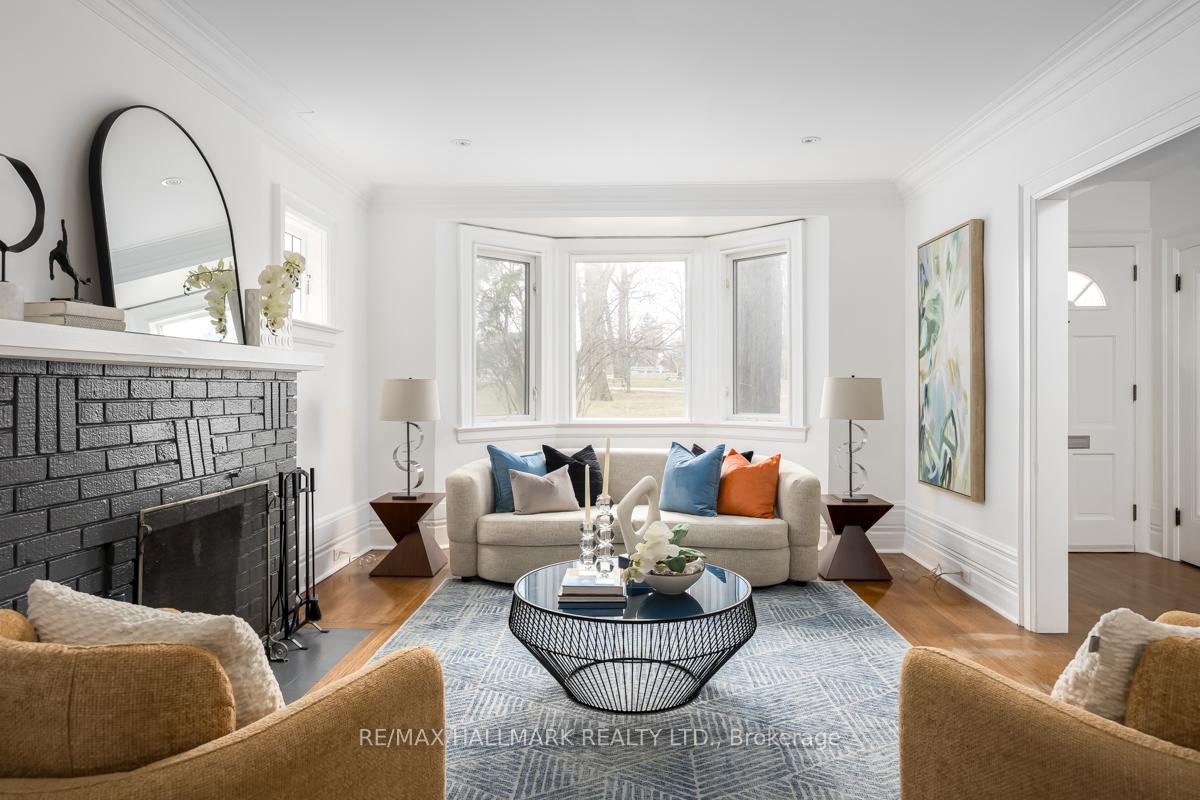 Photo 3 of 167 Welland Avenue, Toronto, Rosedale-Moore Park — HOMEH