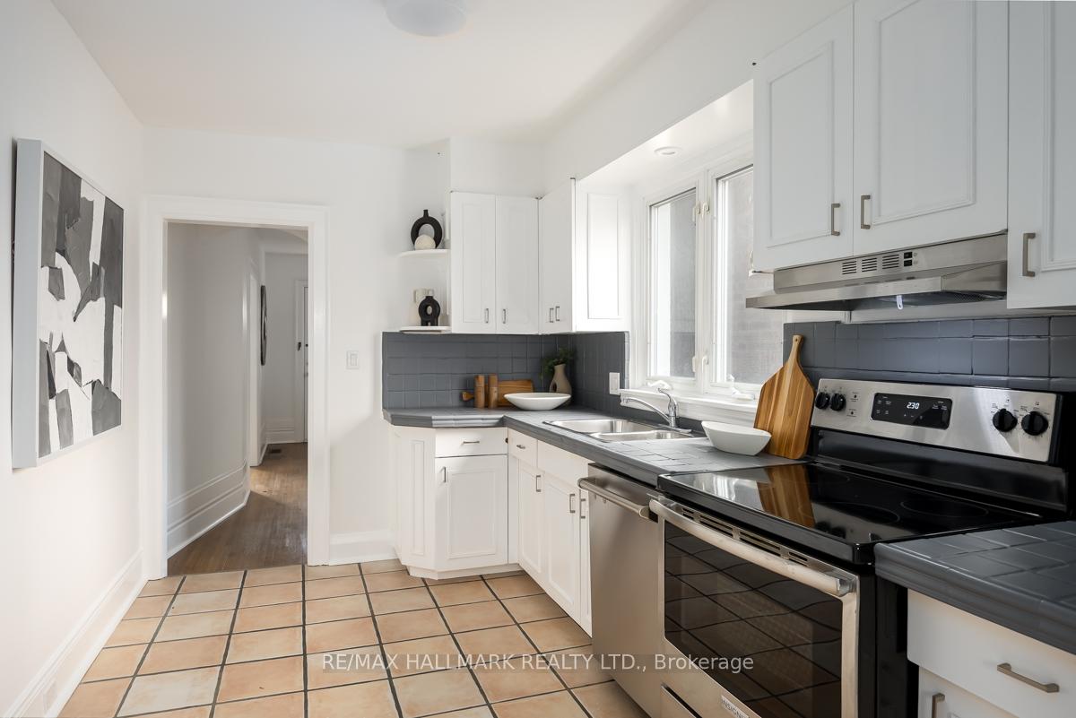 Photo 9 of 167 Welland Avenue, Toronto, Rosedale-Moore Park — HOMEH