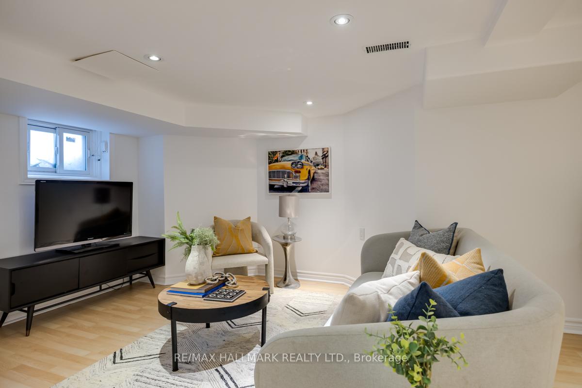 Photo 25 of 167 Welland Avenue, Toronto, Rosedale-Moore Park — HOMEH