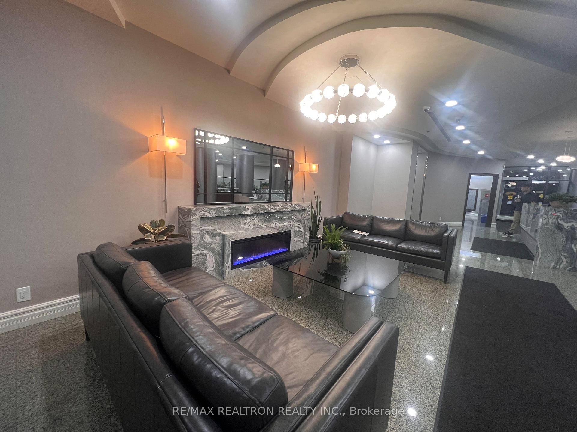 Photo 17 of Unit 1717, 233 Beecroft Road, North York, Willowdale West — HOMEH