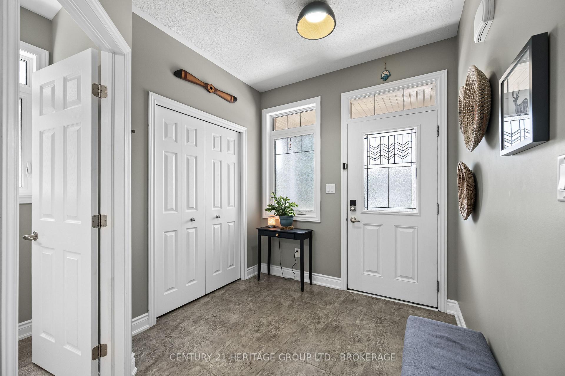 Photo 3 of 1530 Albany Drive, Kingston, City Northwest — HOMEH