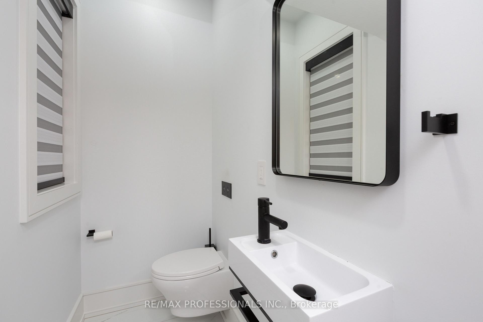 Photo 15 of 28 Martin Grove Road, Etobicoke, Islington-City Centre West — HOMEH