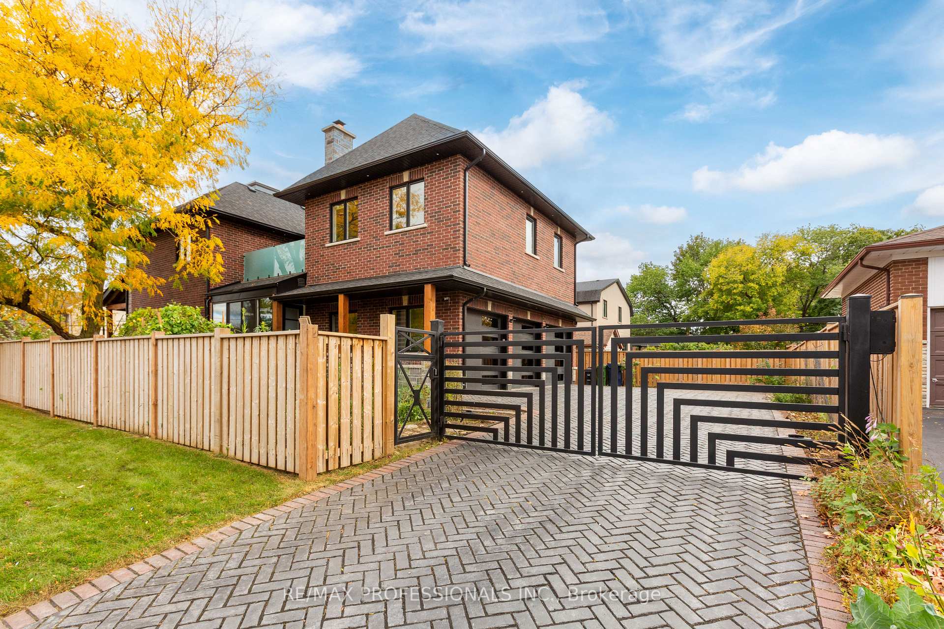 Photo 50 of 28 Martin Grove Road, Etobicoke, Islington-City Centre West — HOMEH