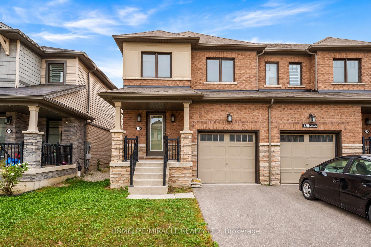 Photo 4 of 15 Bradshaw Drive, Hamilton, Stoney Creek Mountain — HOMEH