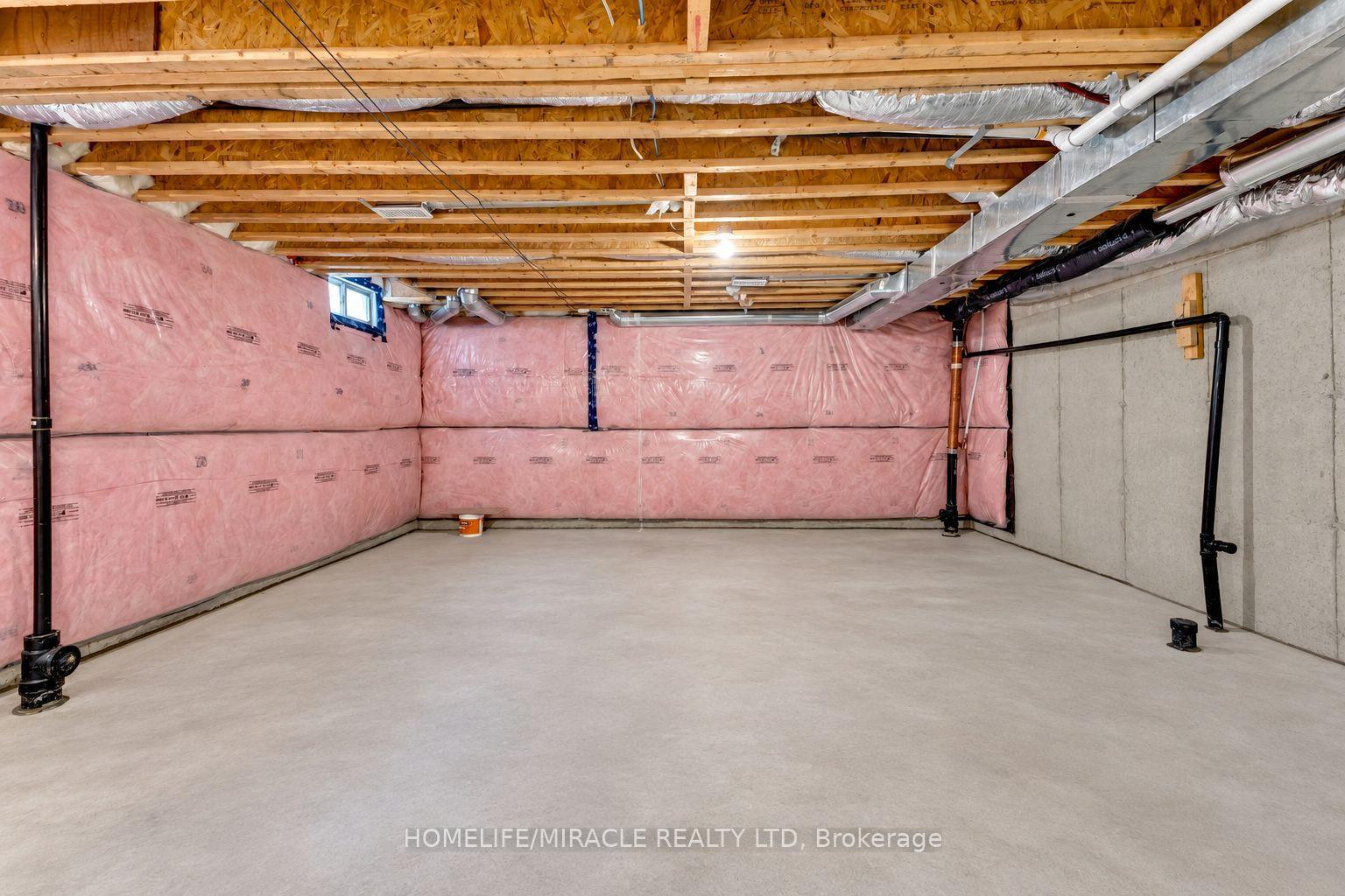 Photo 30 of 15 Bradshaw Drive, Hamilton, Stoney Creek Mountain — HOMEH