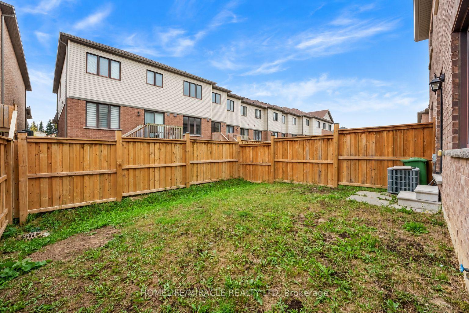 Photo 31 of 15 Bradshaw Drive, Hamilton, Stoney Creek Mountain — HOMEH