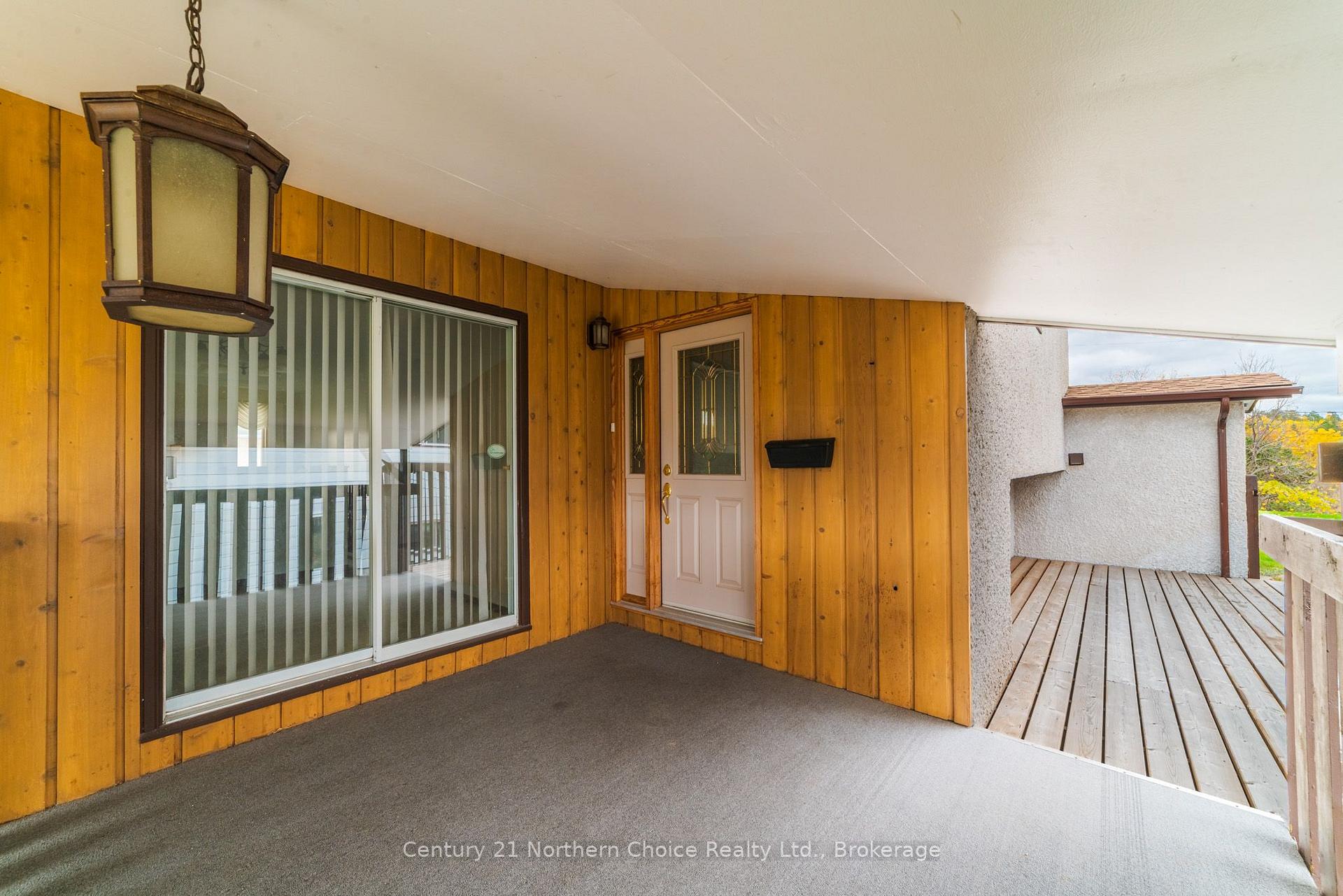 Photo 6 of 25 Cambrian Drive, Kenora, Amethyst — HOMEH