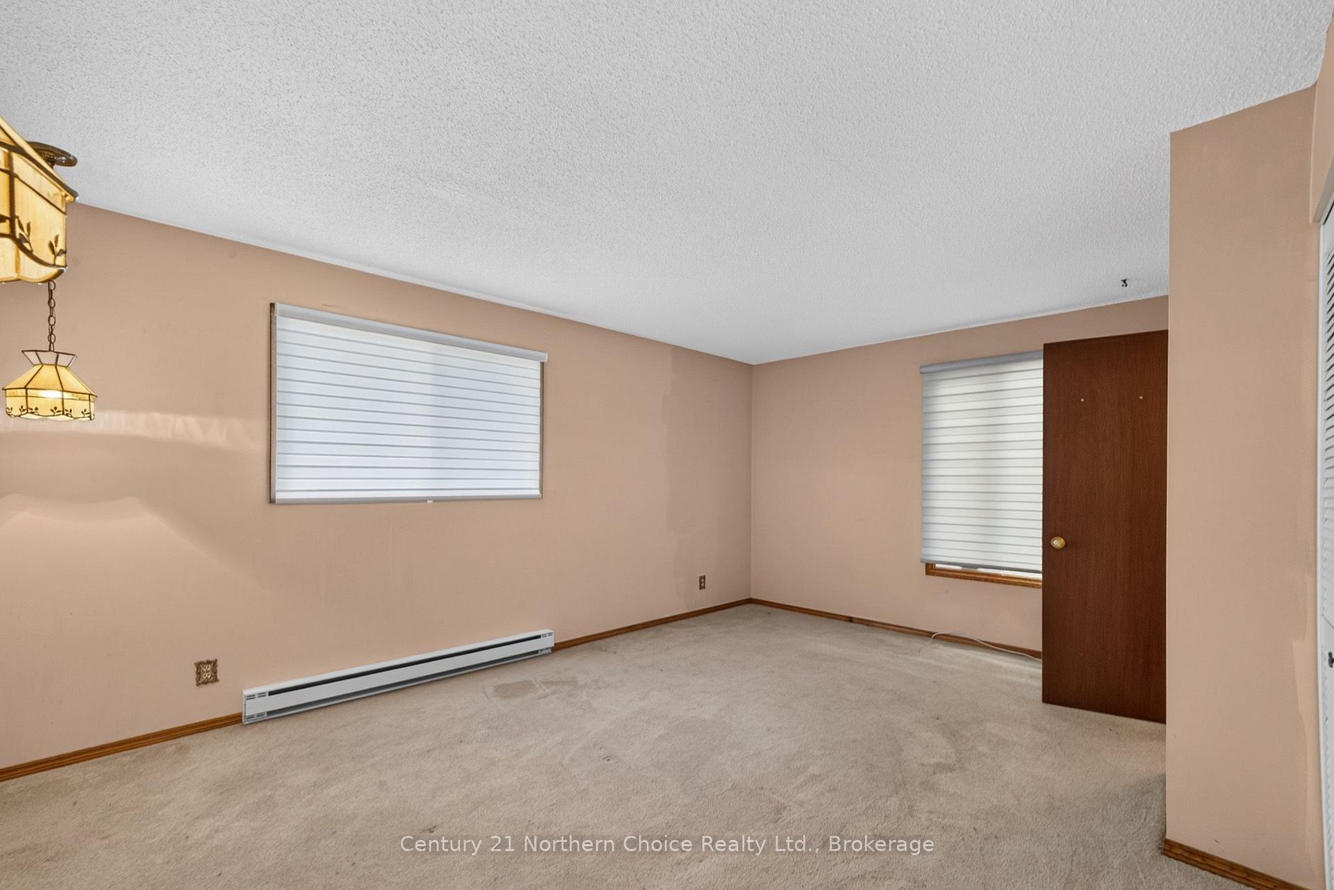 Photo 20 of 25 Cambrian Drive, Kenora, Amethyst — HOMEH