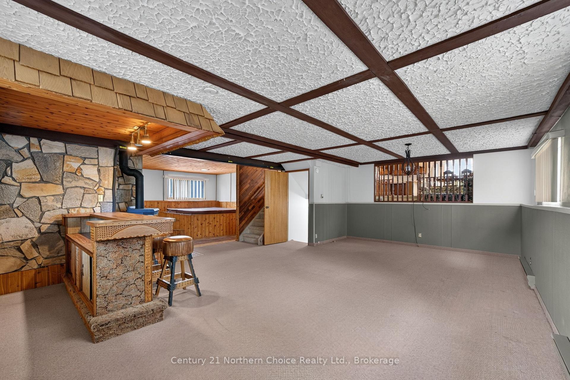 Photo 31 of 25 Cambrian Drive, Kenora, Amethyst — HOMEH