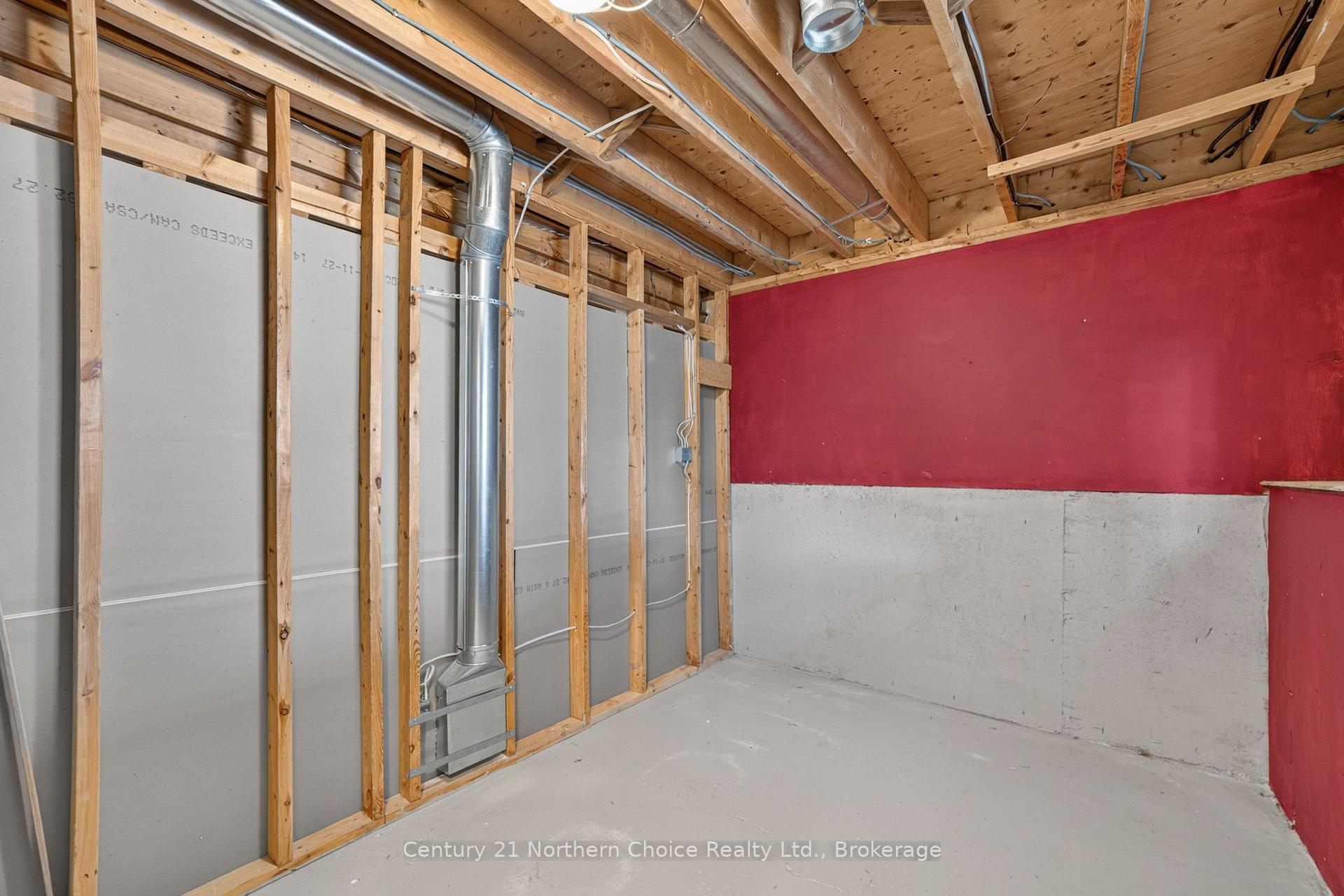 Photo 39 of 25 Cambrian Drive, Kenora, Amethyst — HOMEH