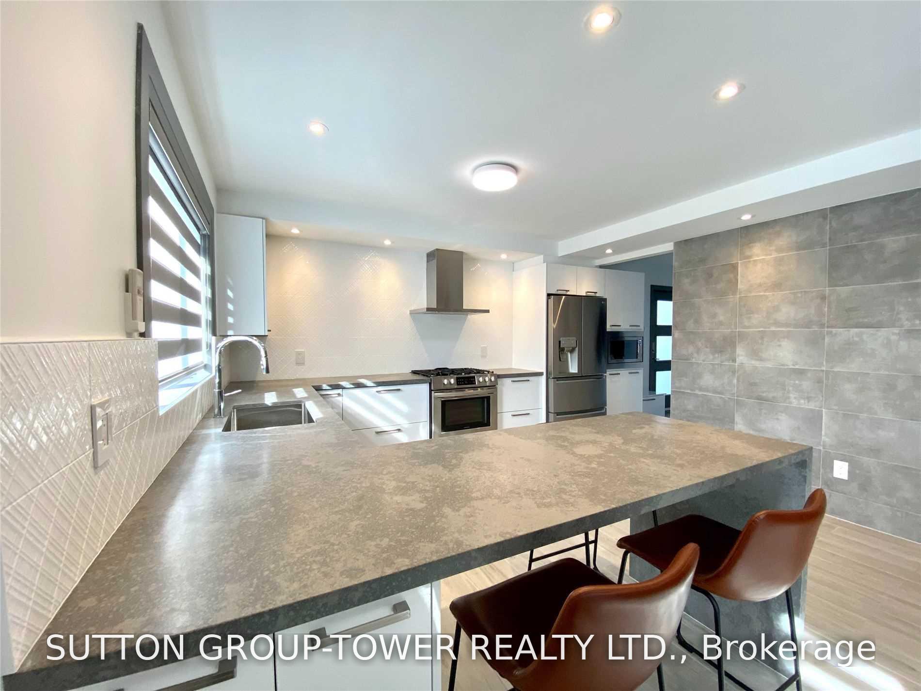 Photo 5 of Unit Unit 2, 2036 Davenport Road, Toronto, Weston-Pellam Park — HOMEH