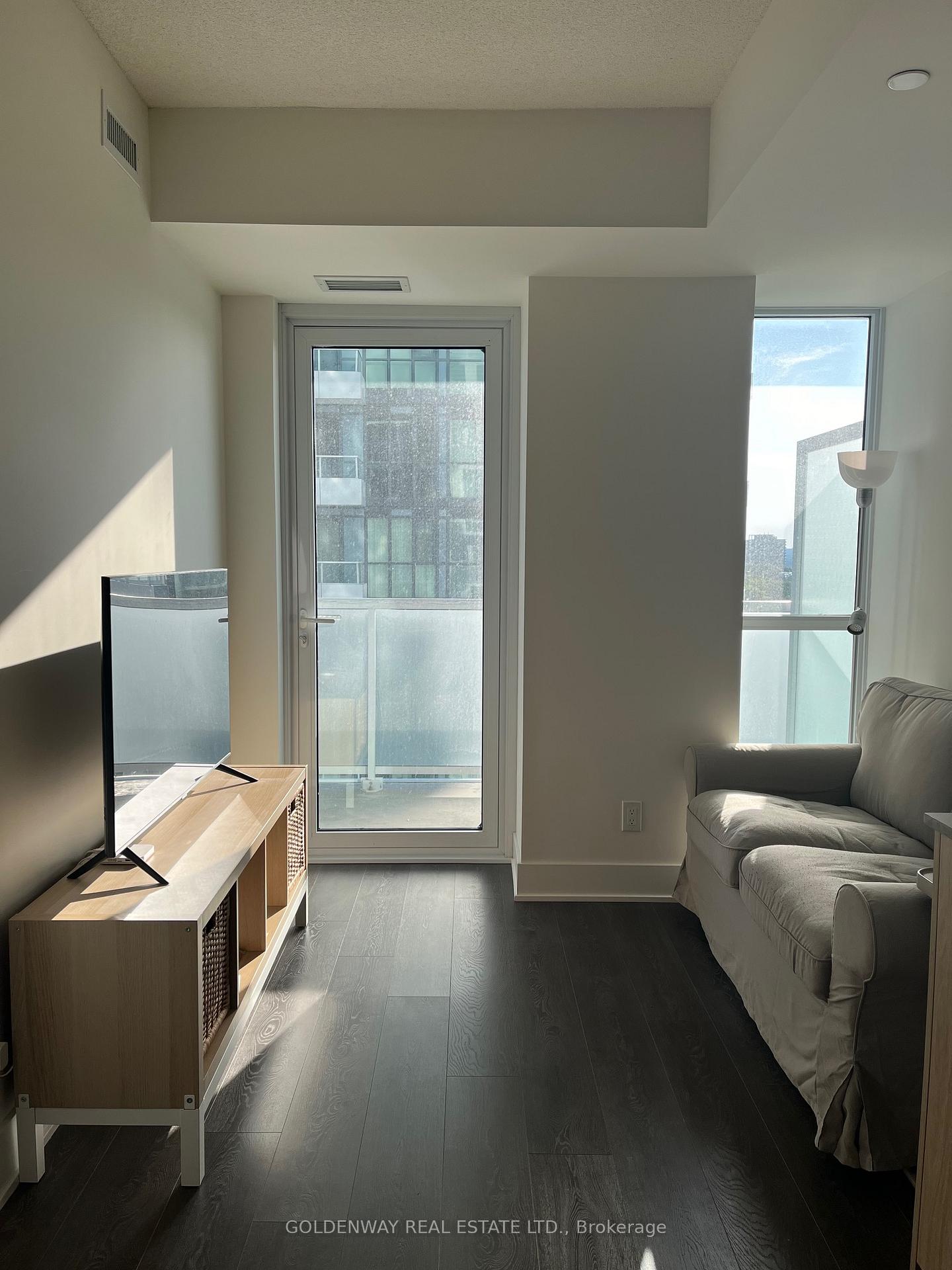 Photo 6 of Unit 901, 188 Fairview Mall Drive, North York, Don Valley Village — HOMEH