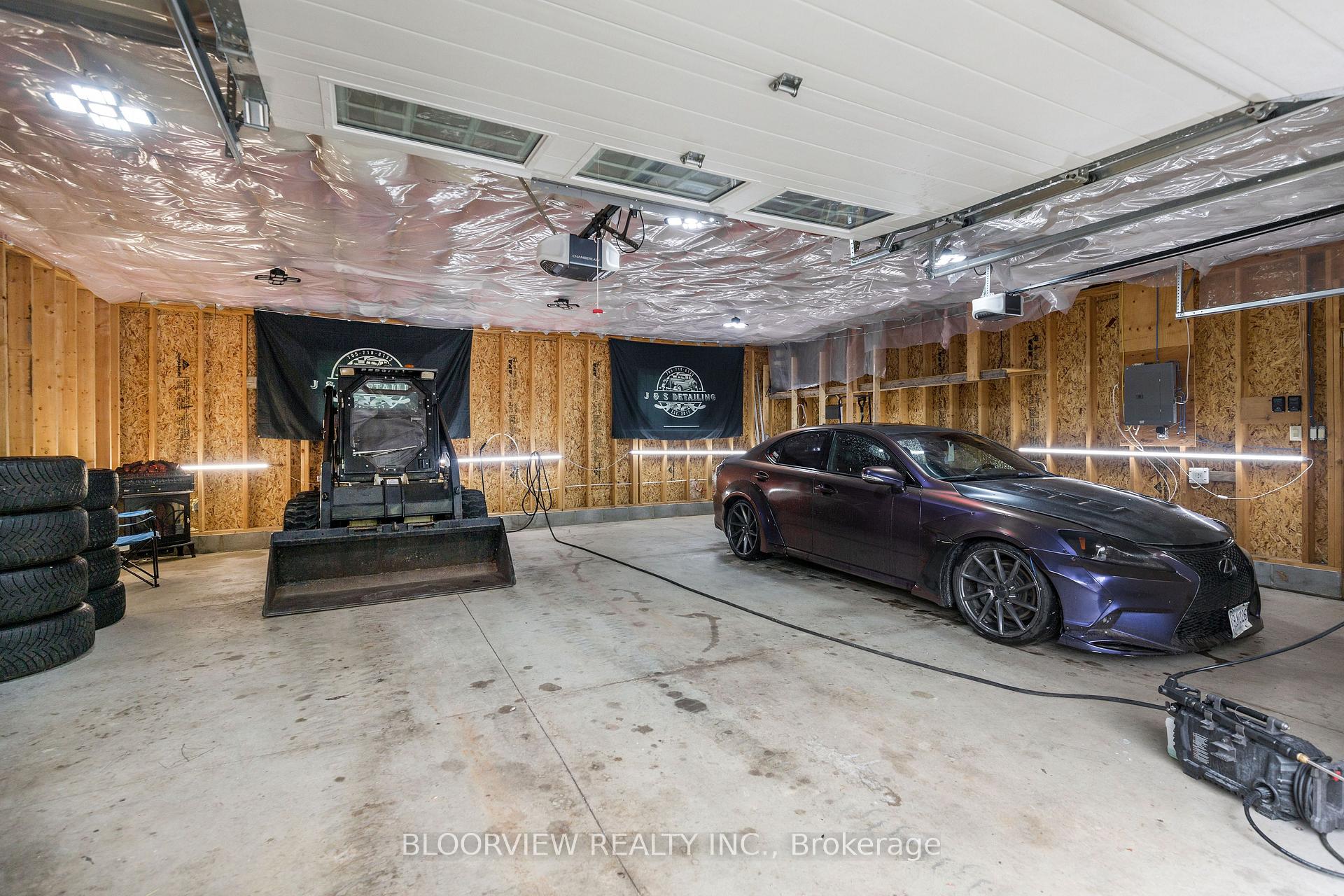 Photo 5 of 9467 County 93 Road, Midland — HOMEH