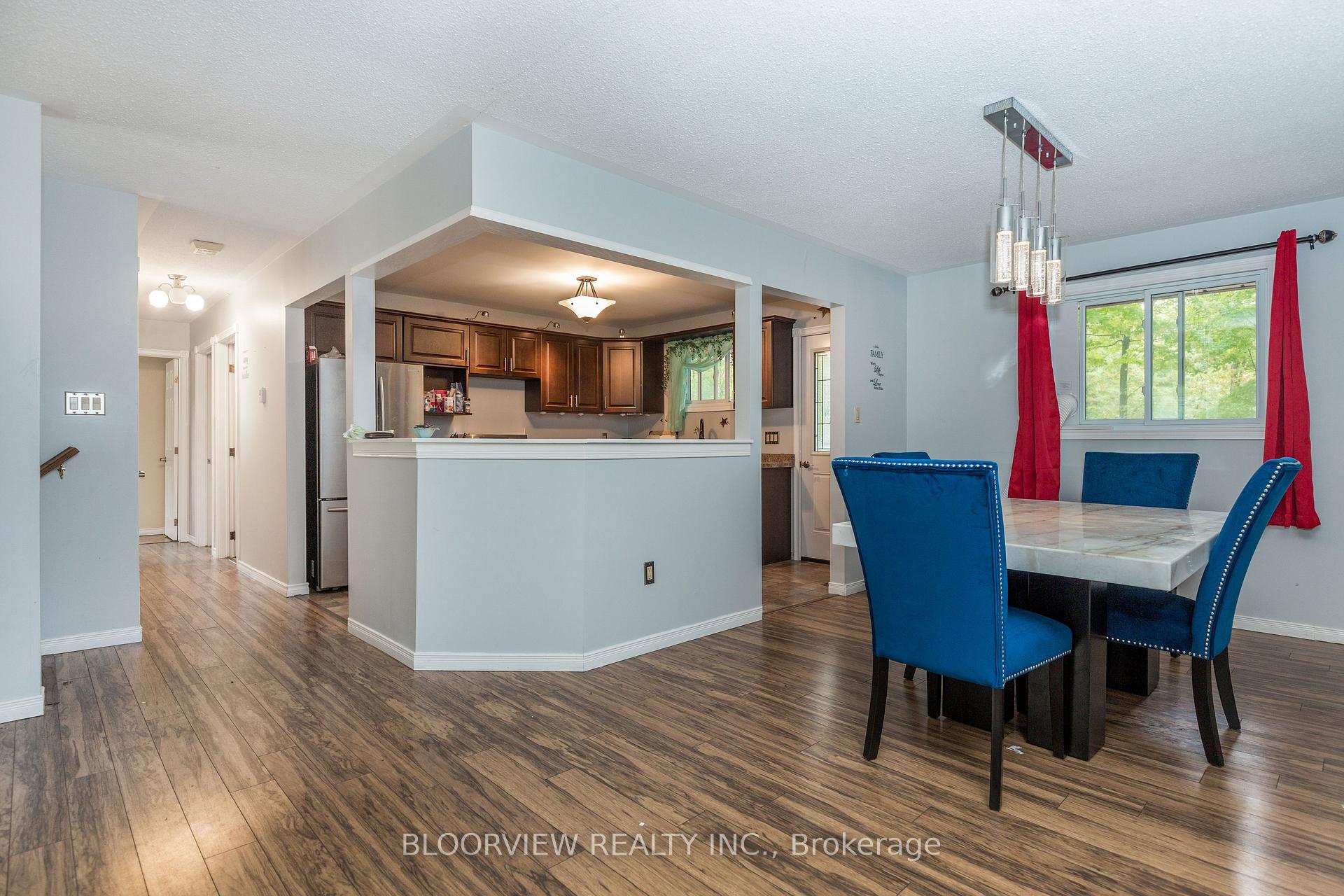 Photo 7 of 9467 County 93 Road, Midland — HOMEH