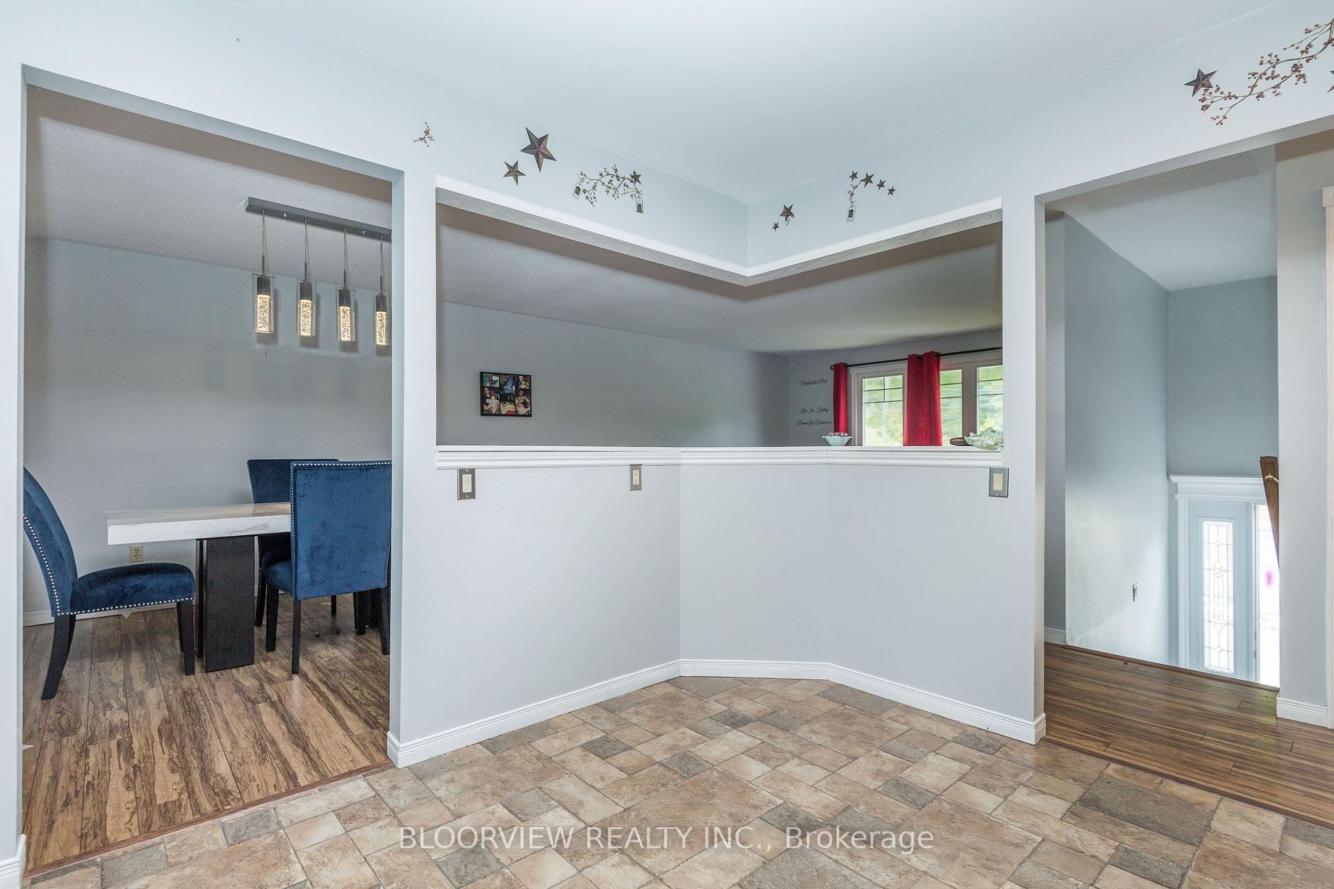 Photo 10 of 9467 County 93 Road, Midland — HOMEH
