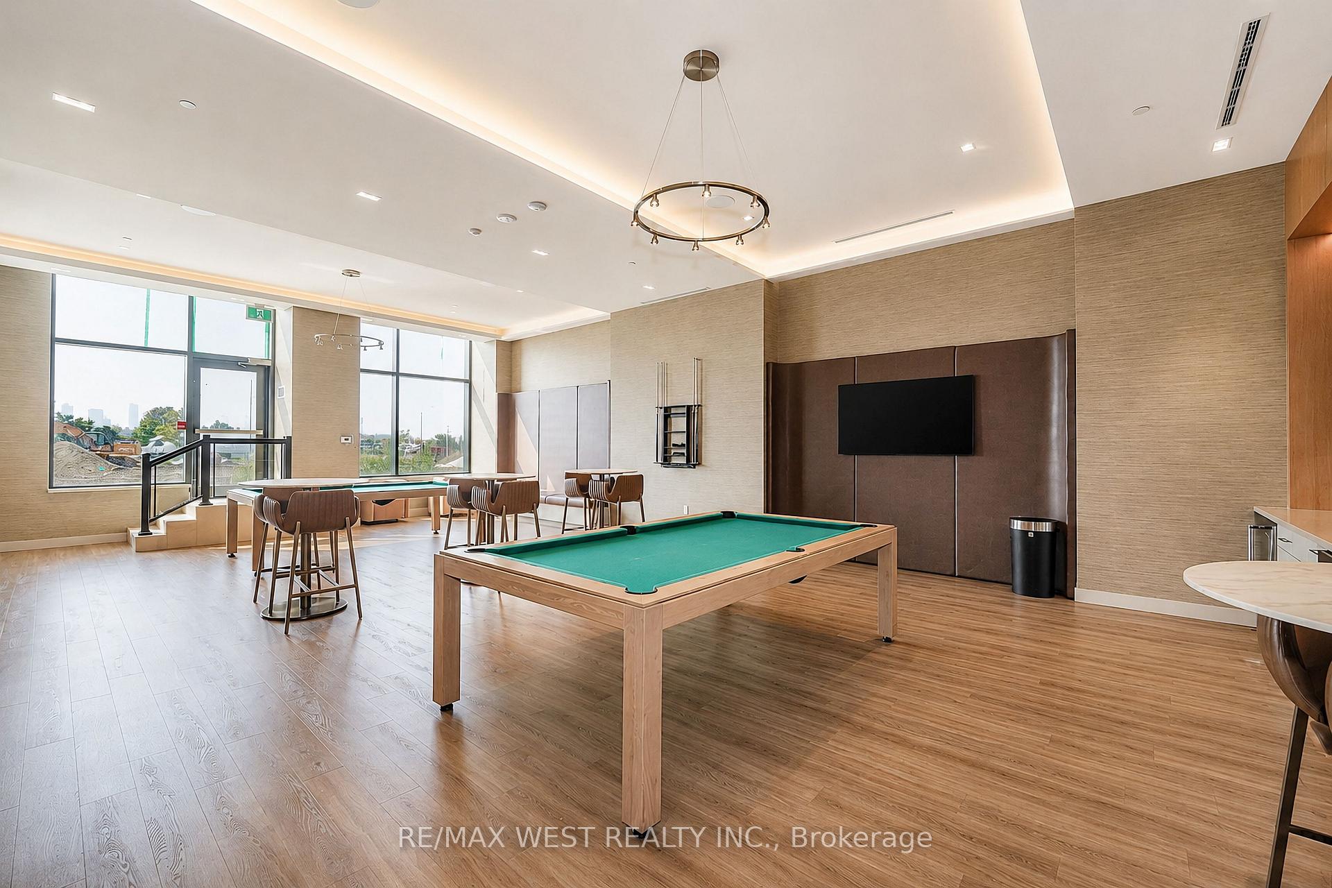 Photo 10 of Unit 1502, 8960 Jane Street, Vaughan, Vellore Village — HOMEH