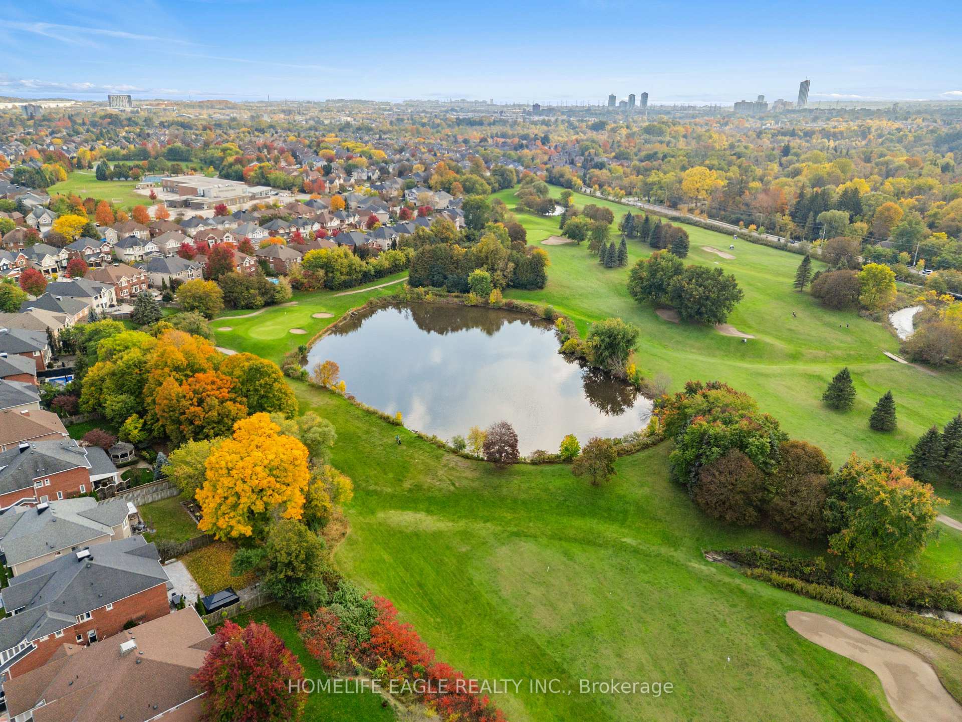 Photo 52 of 82 Roberson Drive, Ajax, Central West — HOMEH