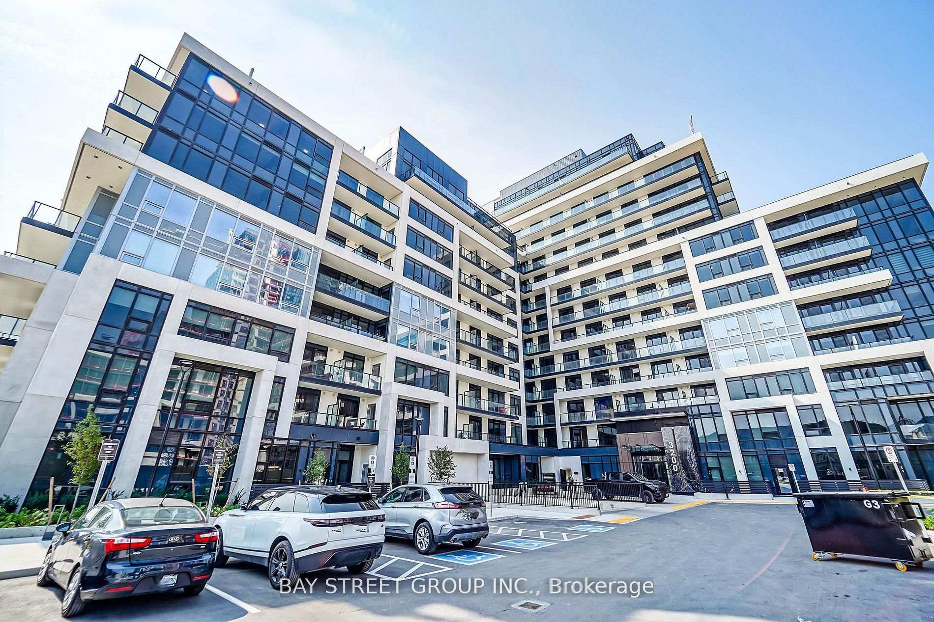 Photo of Unit 315, 3200 William Coltson Avenue
