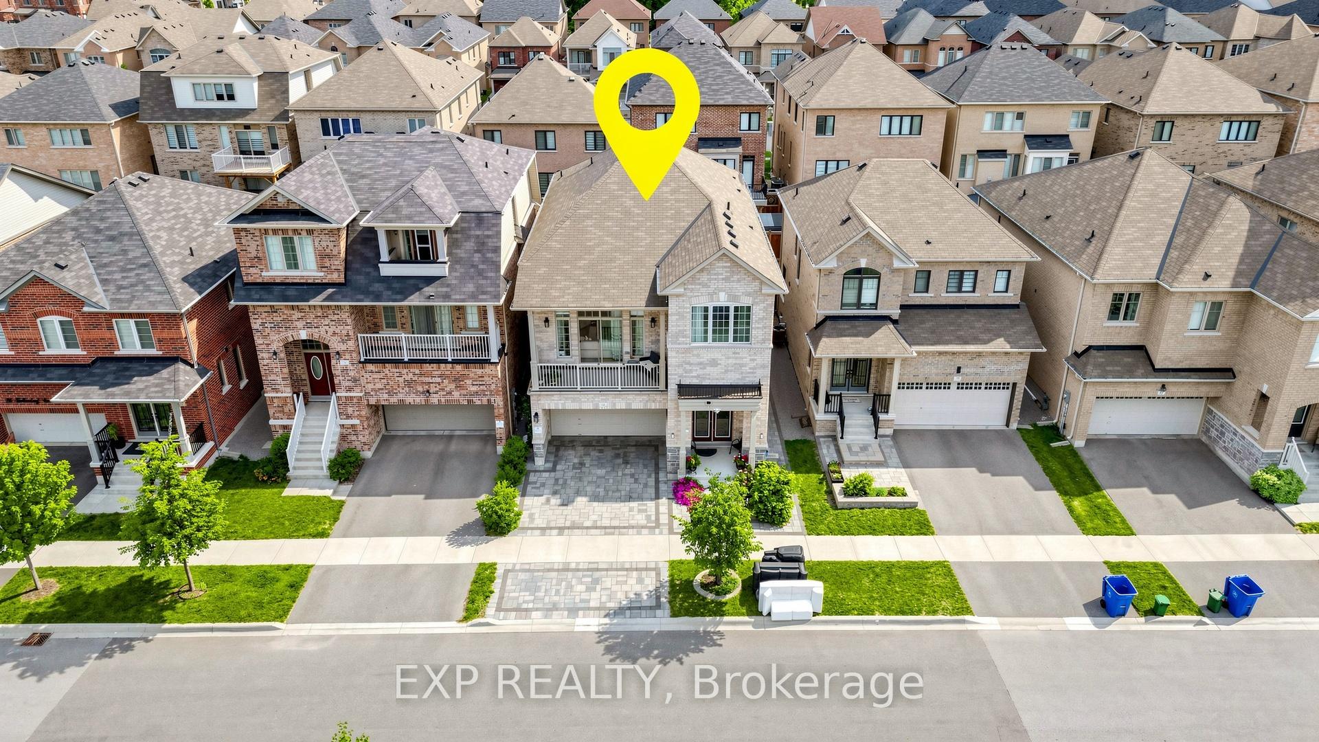 Photo 40 of 34 Buttonleaf Crescent, Whitchurch-Stouffville, Stouffville — HOMEH